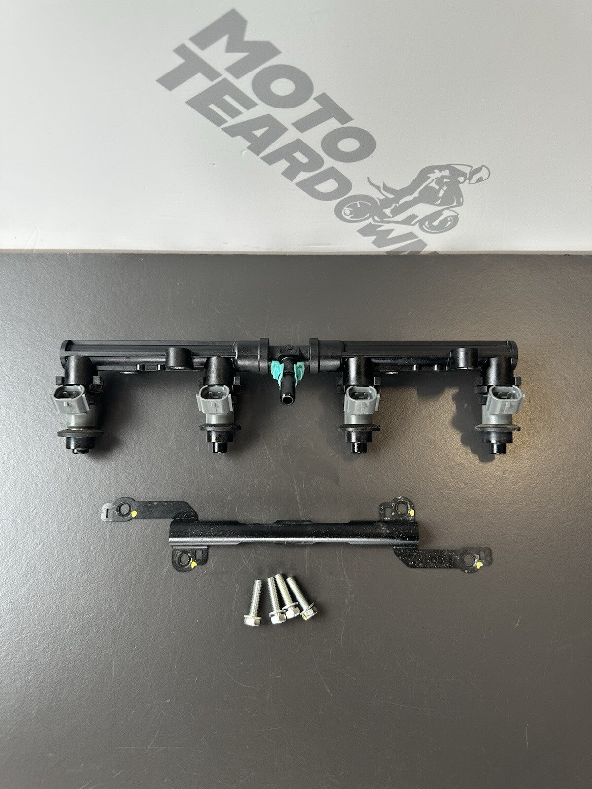 HONDA CBR1000RR AIR BOX INJECTOR RAIL 2008 2009 2010 2011 OEM 13,752 Miles