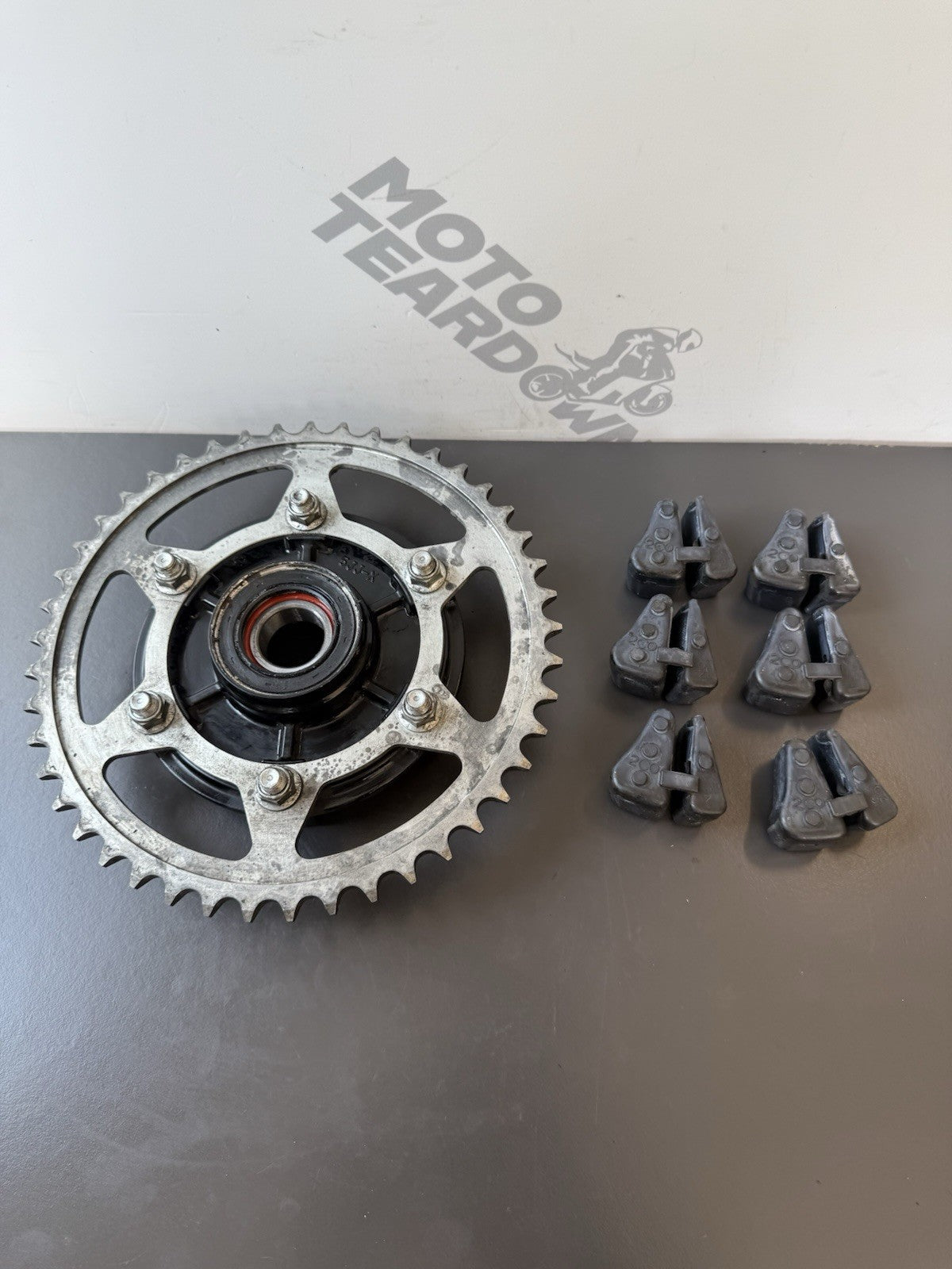 8d069f62-d396-4a3e-8c14-7b41465fd406