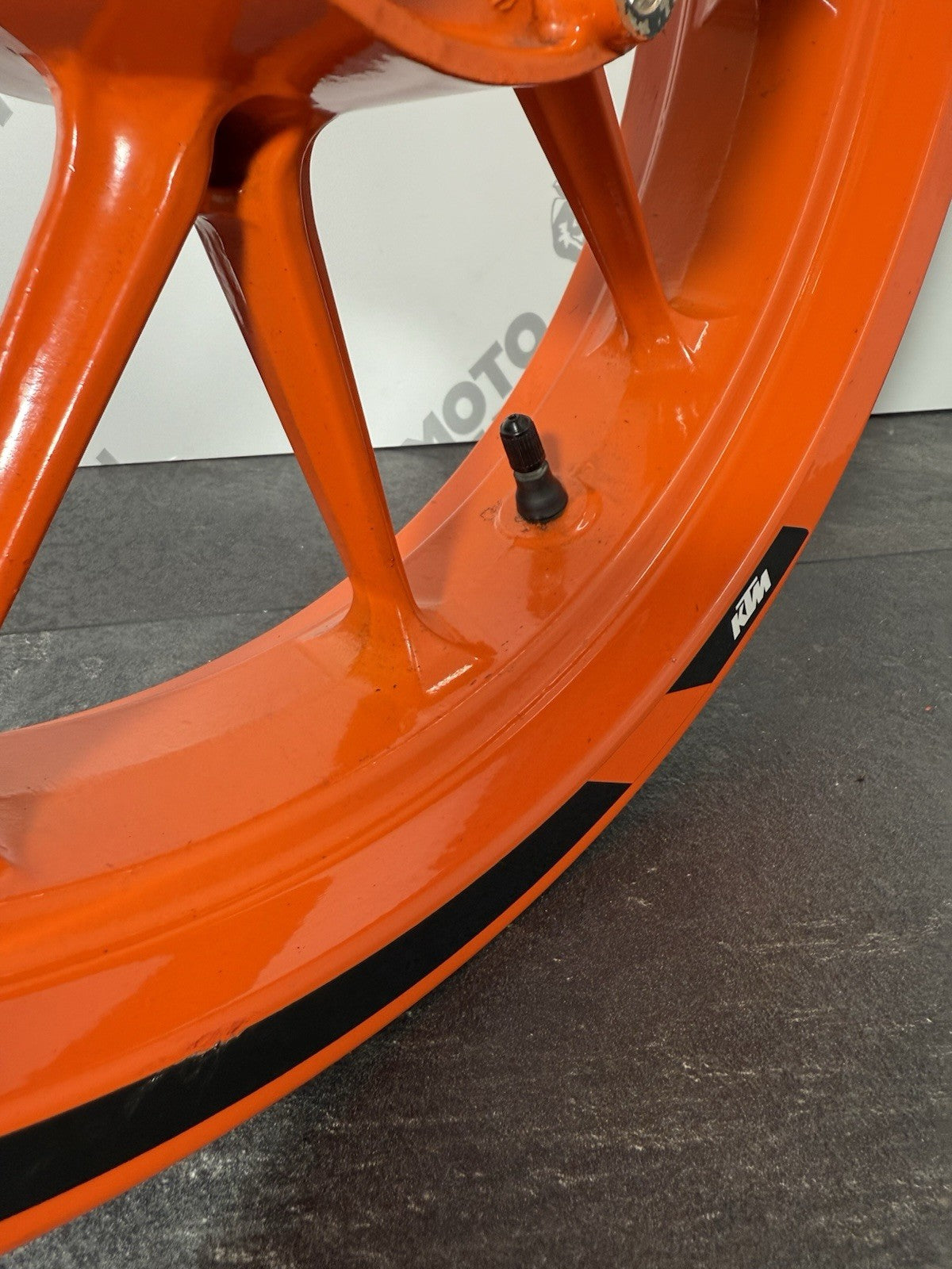 c99d62f8-b50f-4fc0-b2ae-9649b1288c31