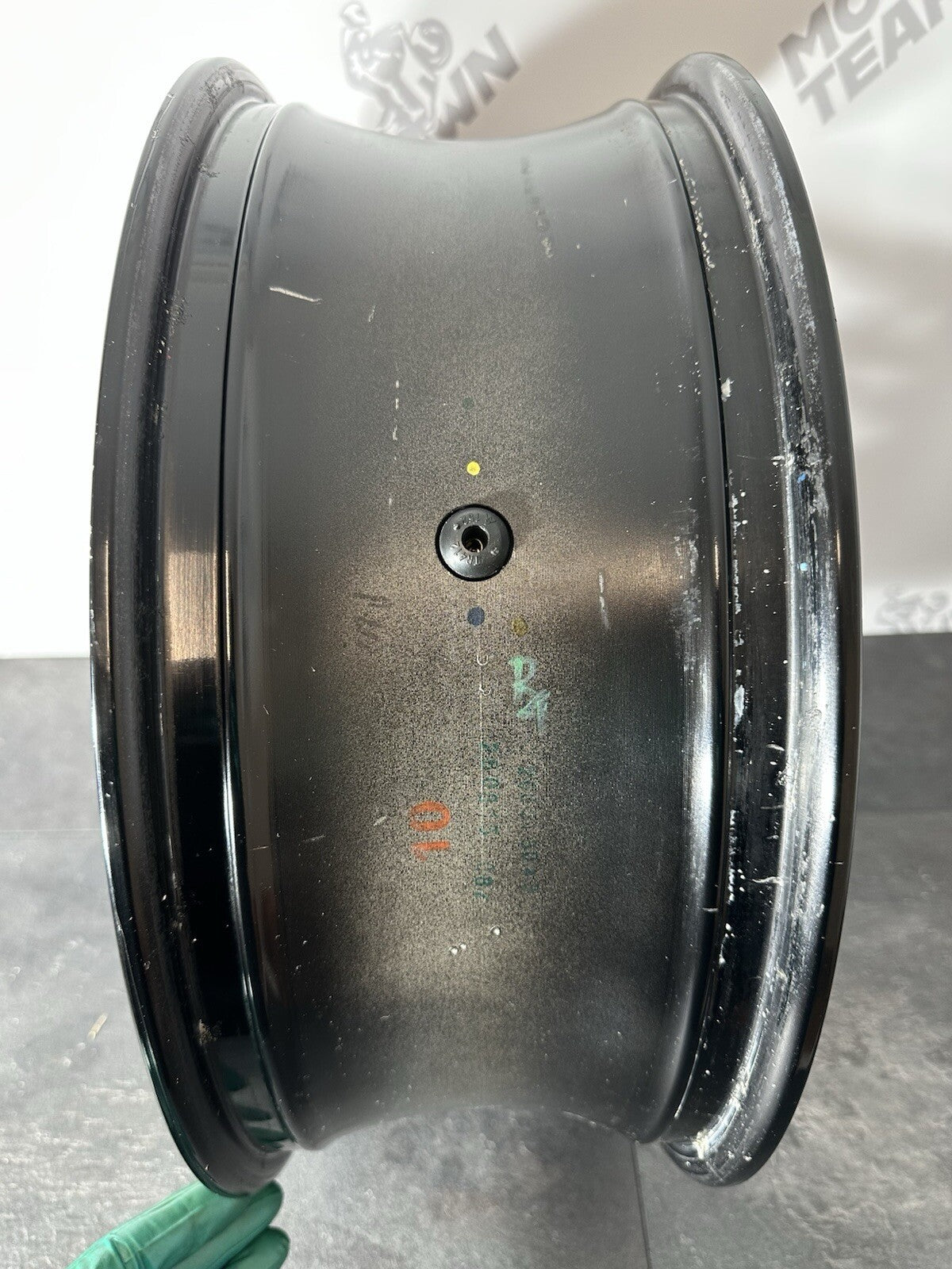 Suzuki GSXR 1300 2016 HAYABUSA Rear Wheel Rotor Rim 18408 Miles OEM Gen 2