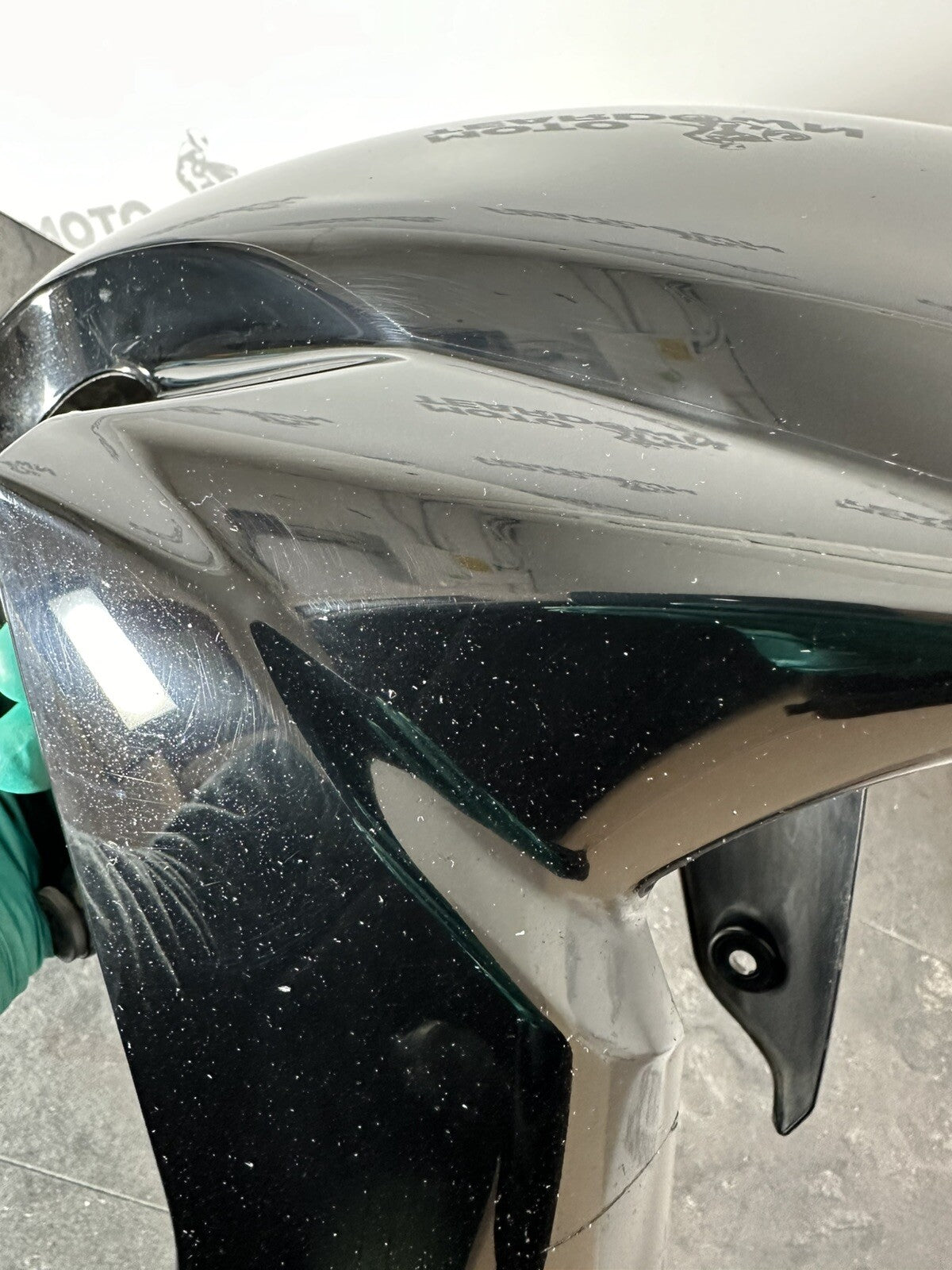 Suzuki GSXR 1000 2014 Front Mudguard Fender Black 22774 Miles 2009-2016 OEM