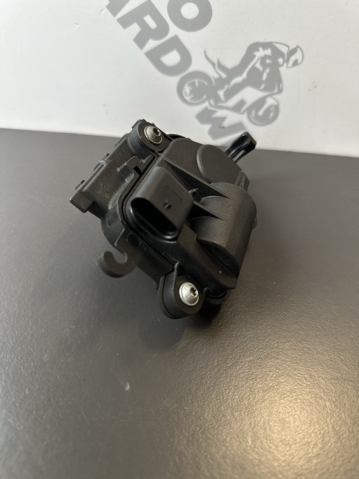 BMW S1000R exhaust valve motor actuator Exhaust Actuator 2014 16,808 Miles OEM