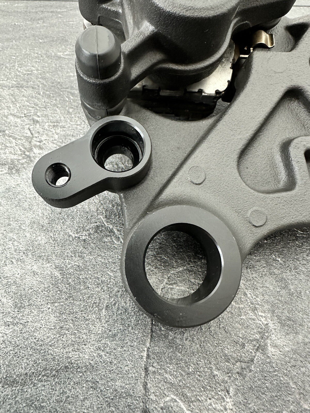 Kawasaki ZX6R 636 ABS 2016 NISSIN Rear Brake Caliper & Hanger 8655m 2013-2015