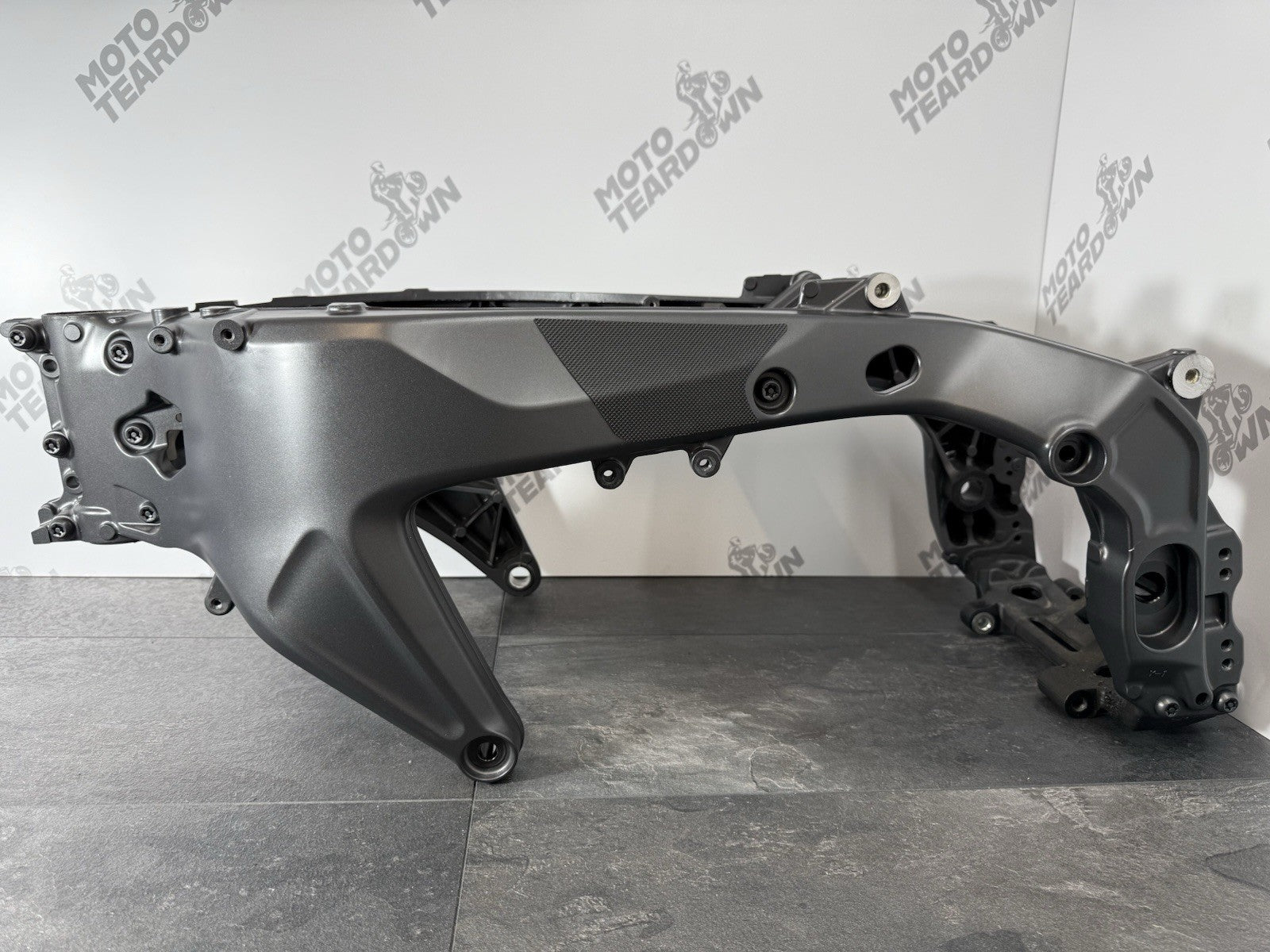 51bc0554-d0de-48e4-957d-44eaea0db67d