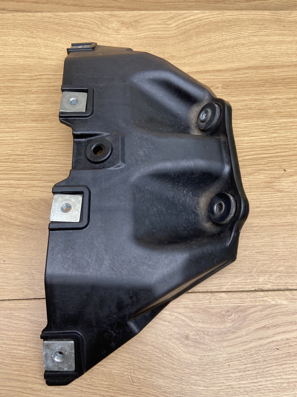 SUZUKI GSXR1000 FRONT INNER FUEL TANK FAIRING COVER INFILL 2009-2016 OEM