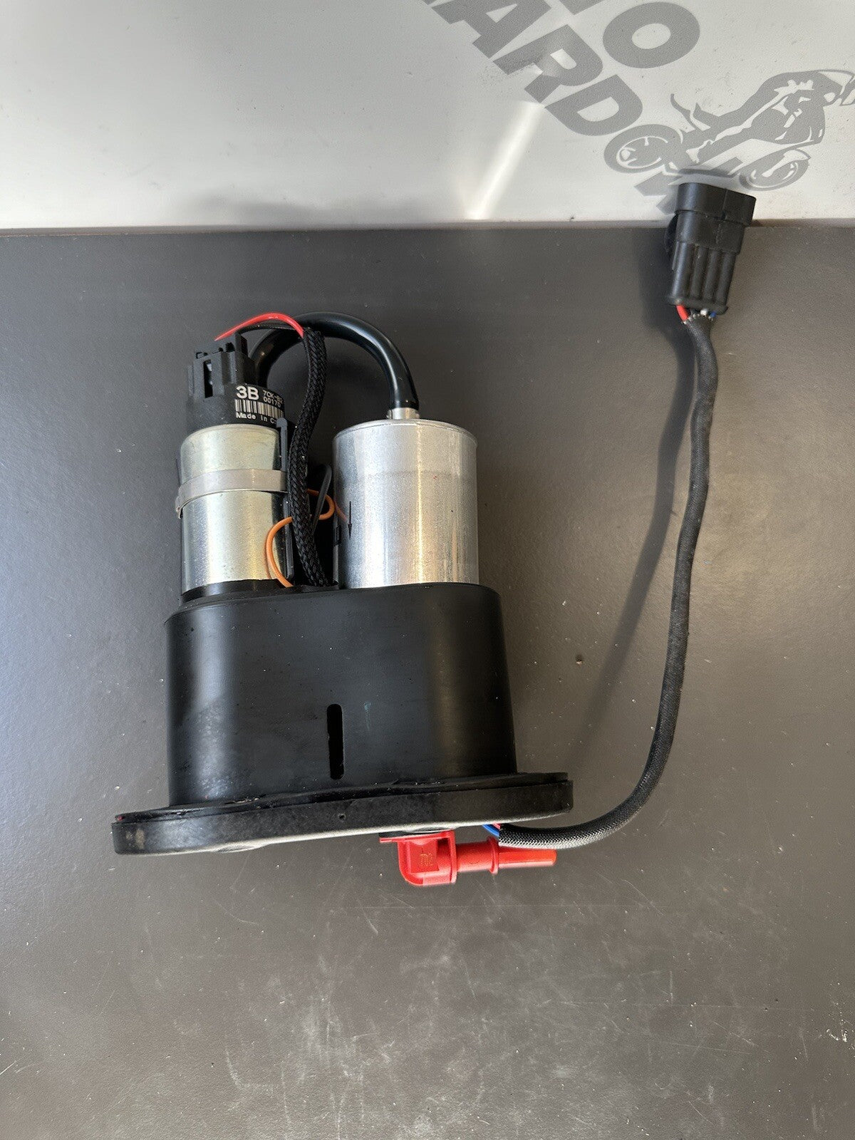Aprilia Tuono 1100 V4 Factory Petrol fuel pump Genuine OEM 2015 - 2019 UK ONLY