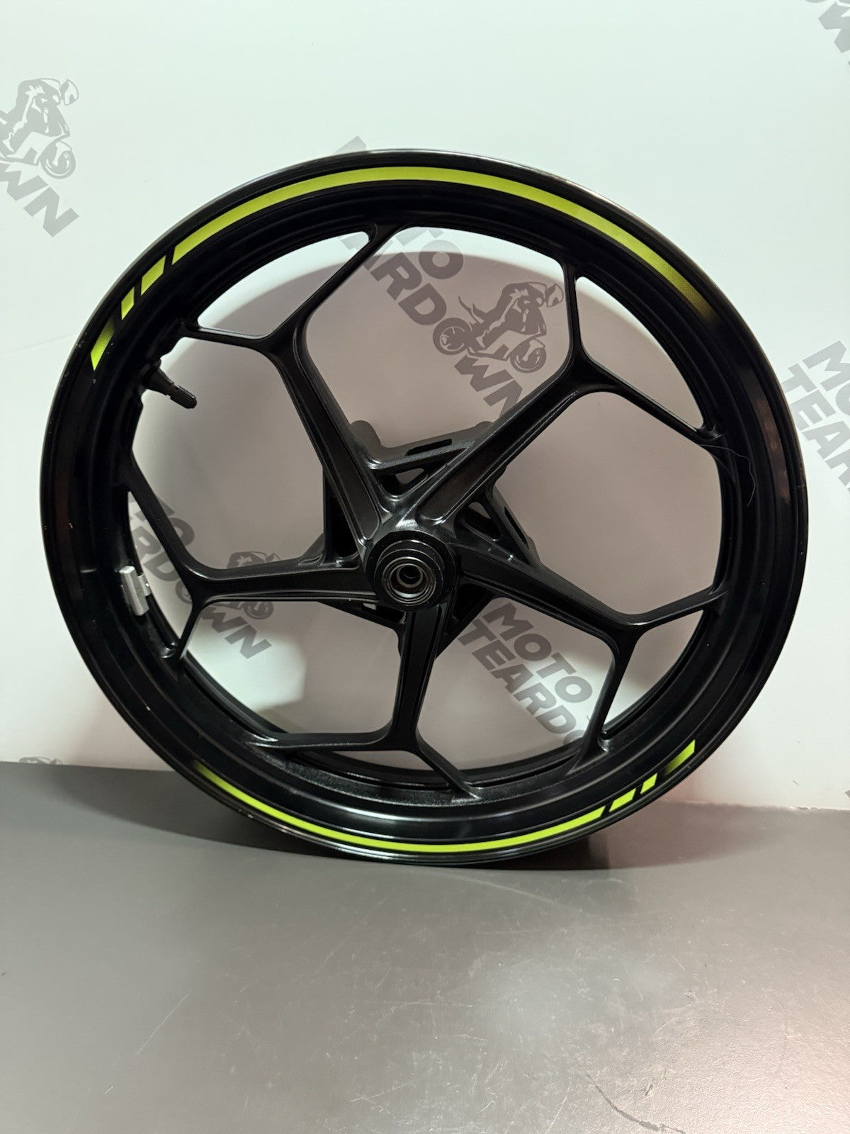 19026599-aa97-4aa5-98af-9c995566e5f4