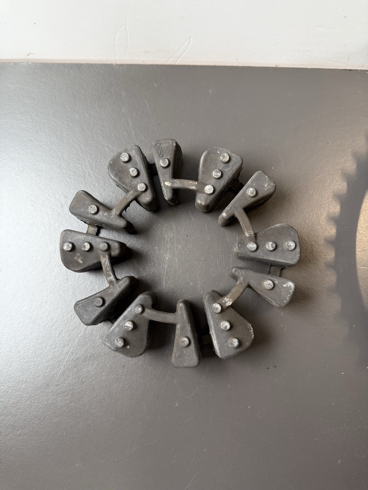 TRIUMPH TRIDENT 660 REAR SPROCKET CARRIER AND CUSH DRIVES OEM YEAR 2021-2024
