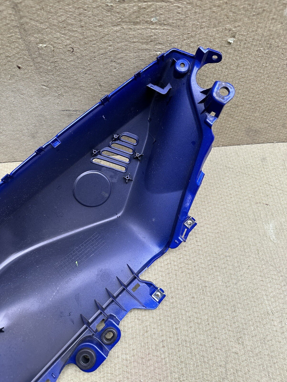 Yamaha Yzf R7 Yzf690 2022 - 2023 Left Side Fuel Tank Cover Fairing R7 Fairing