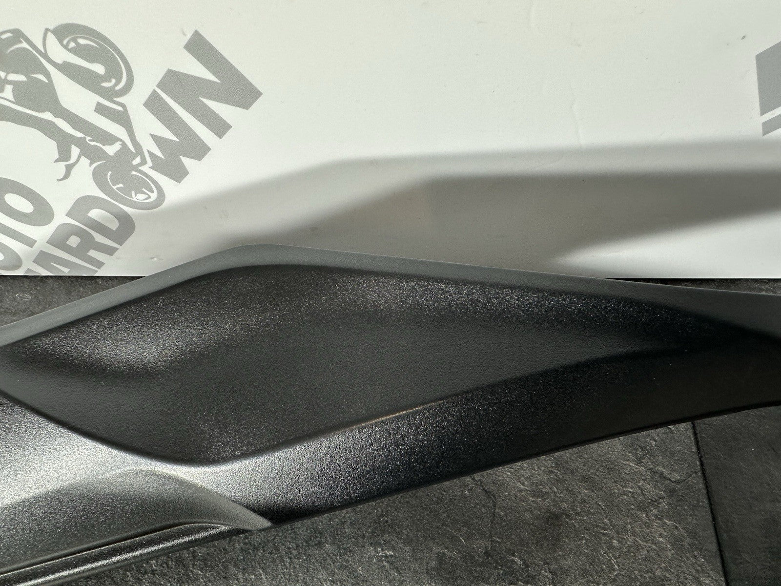 Triumph Street Triple 675 R 2015 Tank Side Panels Inserts Fairing 2013 16470m