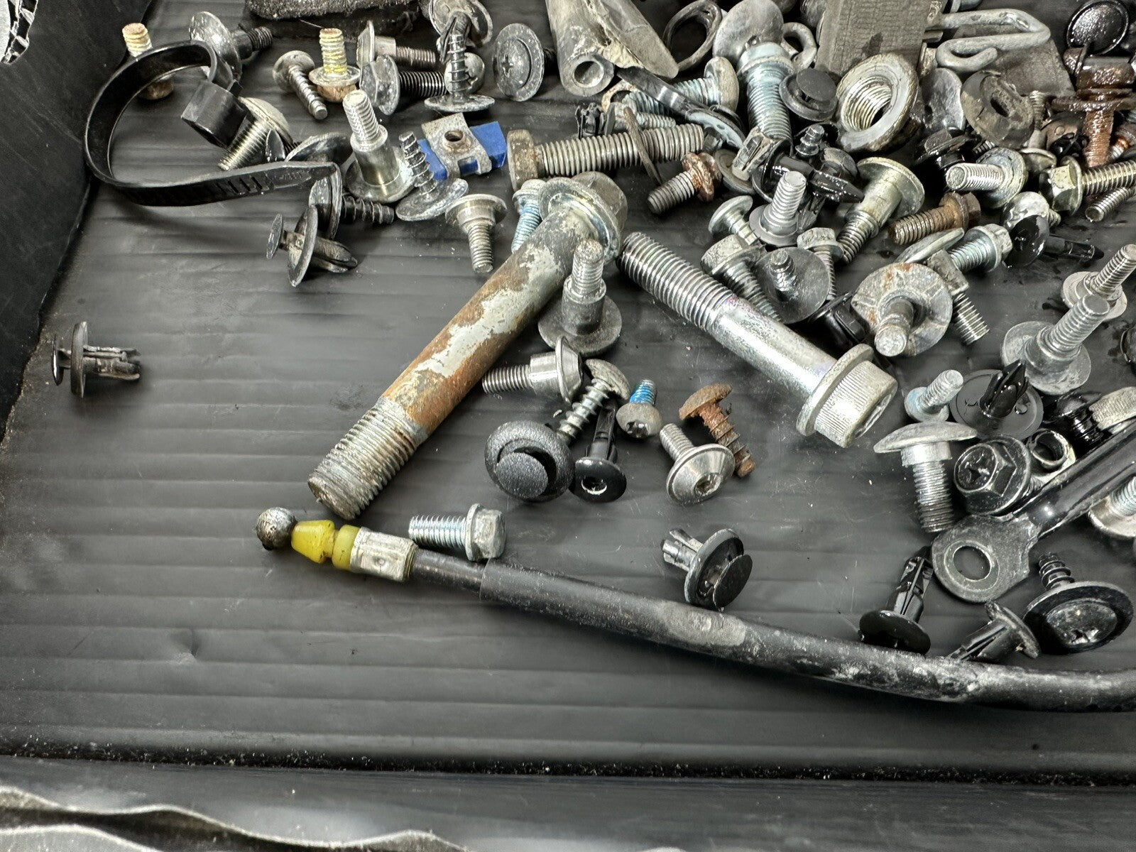 Suzuki GSXR 1000 2014 Nuts Bolts Fixings Job Lot 22774 Miles 2009-2016 OEM