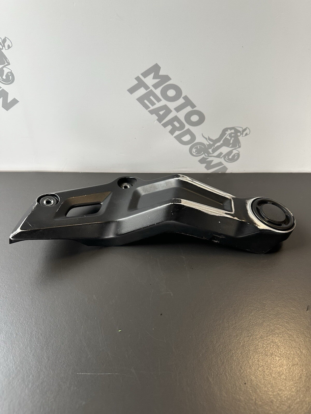 YAMAHA MT07 Left FRAME COVER 2014-2017 Yamaha MT07 Left Frame Cover OEM