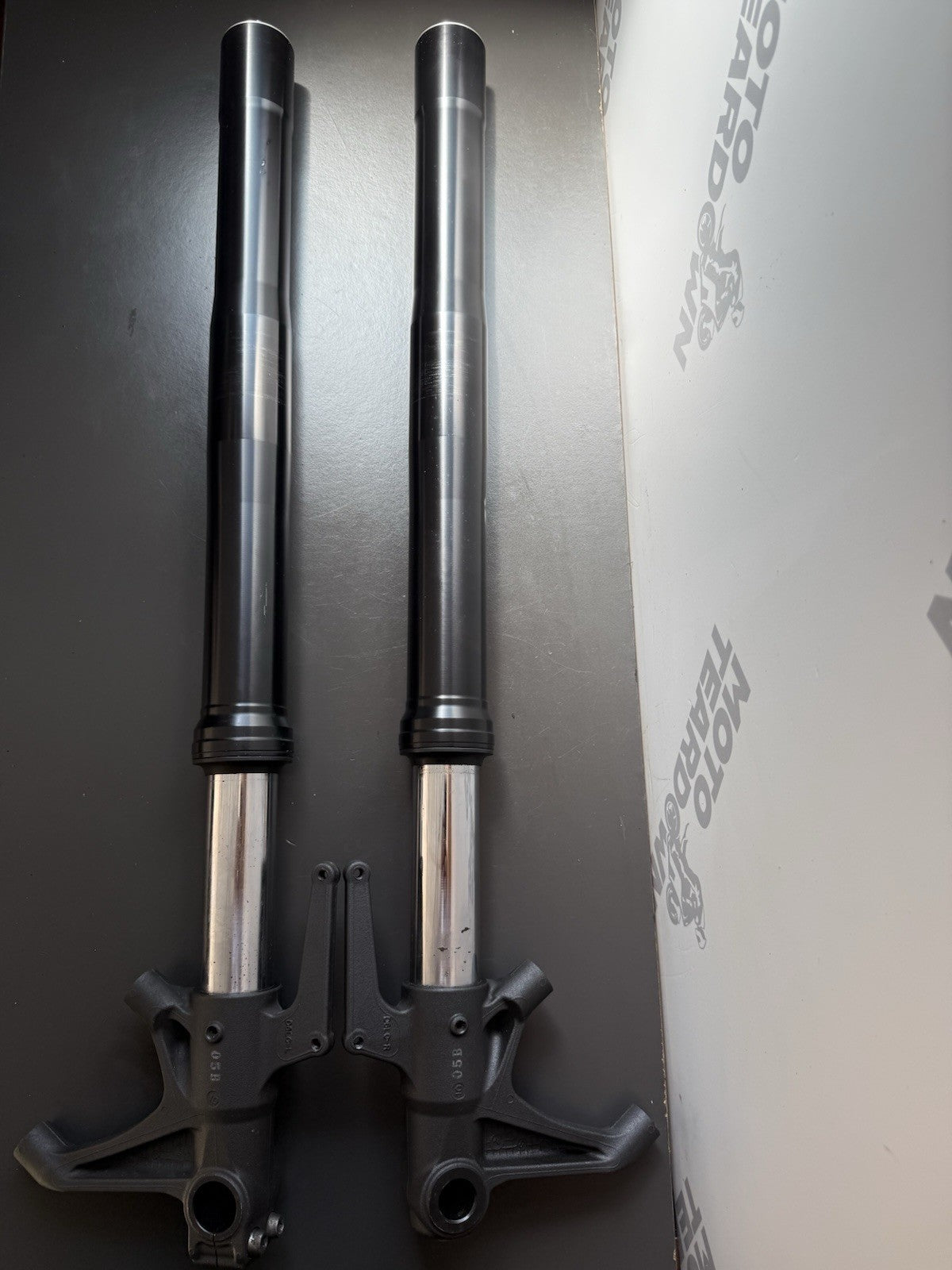 Triumph Street Triple 675R Front Forks Suspension 2008-2011 READ DESCRIPTION