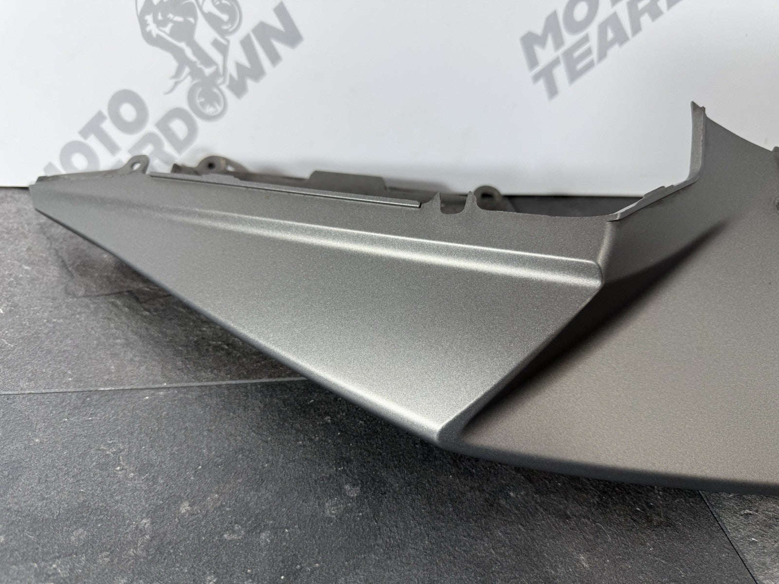 Yamaha YZF R125 R 125 2014 Rear Tail Fairings Left Right 26983 Miles 2008-2018