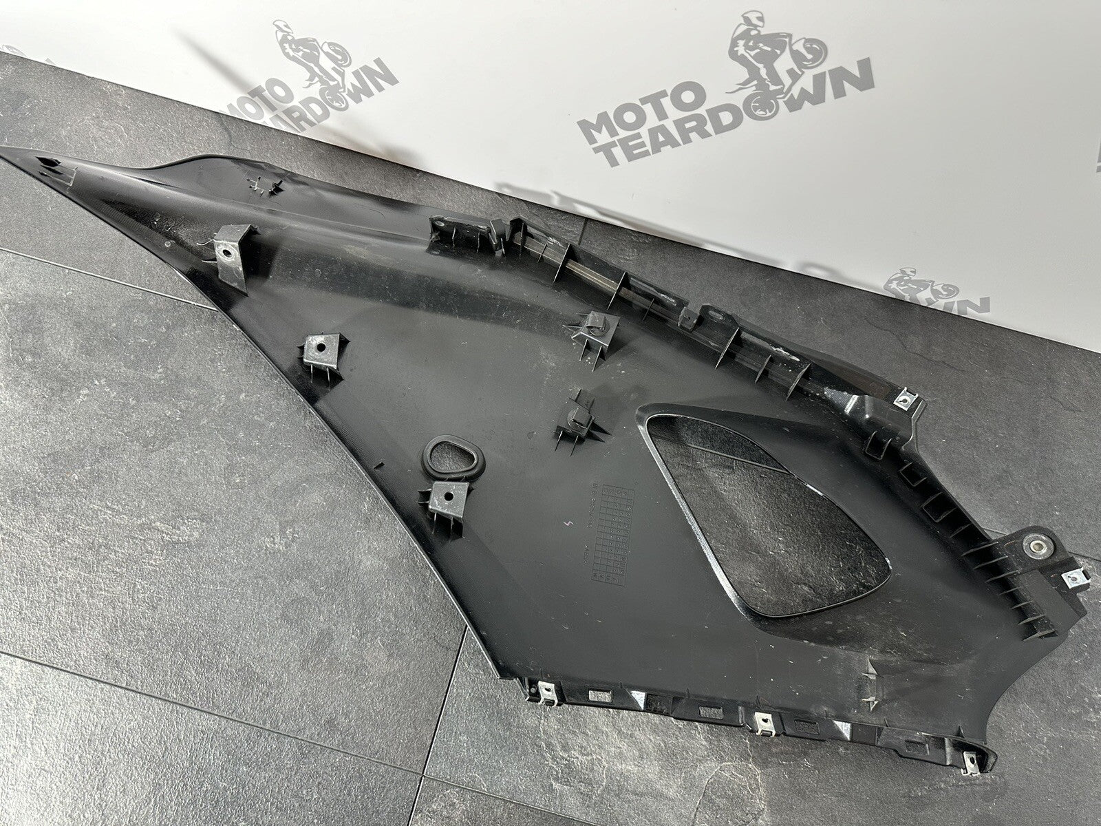 Yamaha R7 690 2024 Side Fairings SPARES REPAIRS Track 1784 Mile 2022 2023 OEM