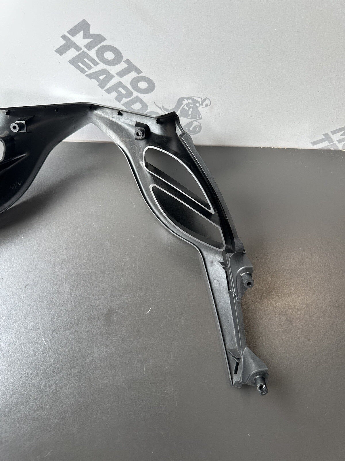 Upper Front Fairing Cowl Nose For Suzuki GSXR 1000 2009-2016 94671-47HO CRACKED