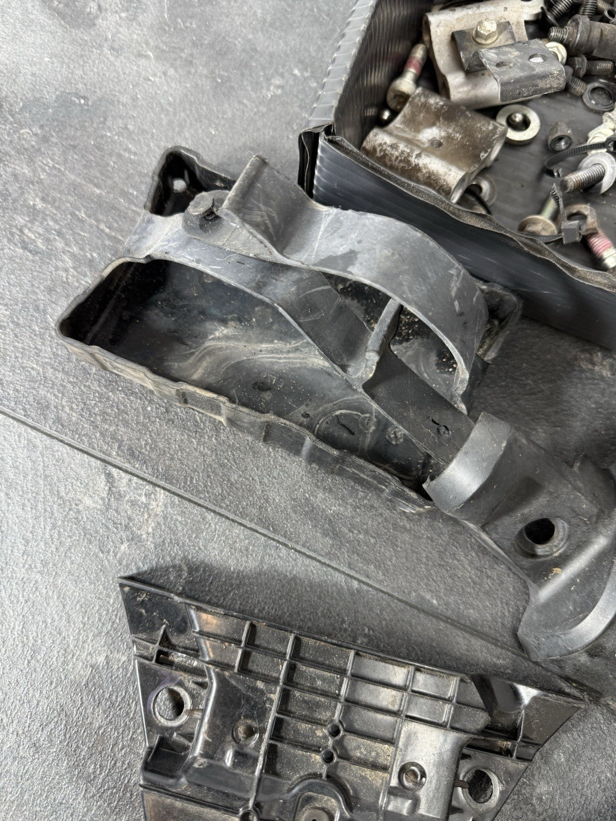 c1aee69c-c4e0-40a8-9359-94fce6913665