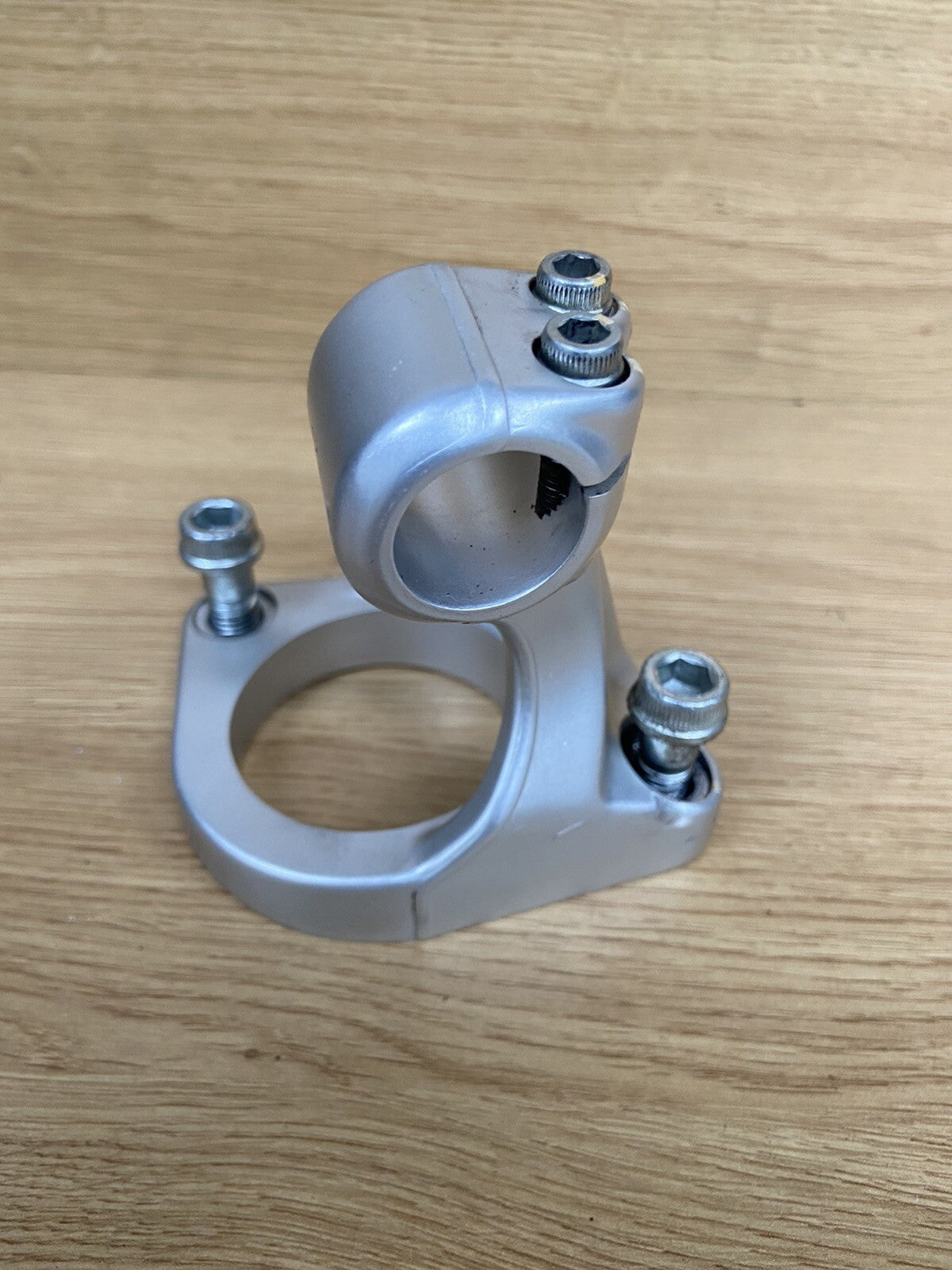 DUCATI SUPERSPORT HANDLEBAR RISER RIGHT CLIP ON 2019 Supersport Right Clip On