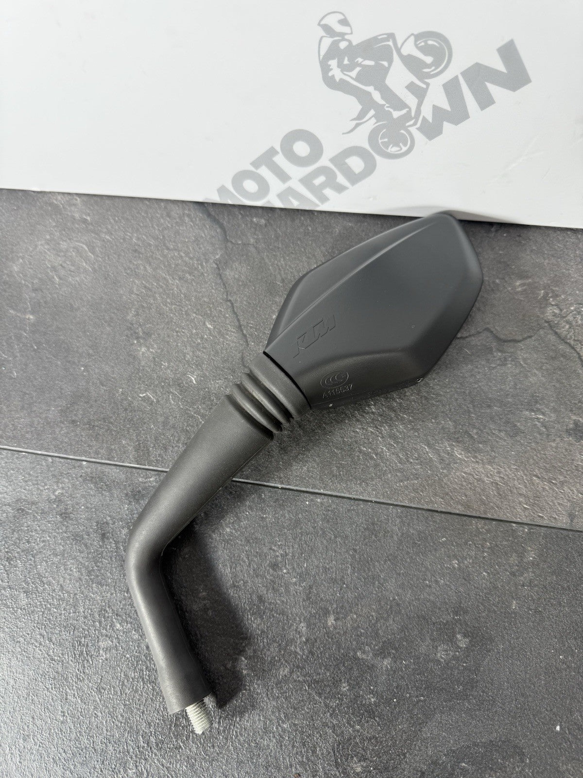 f4e2d643-2504-4486-a4f5-661fd8d60d77