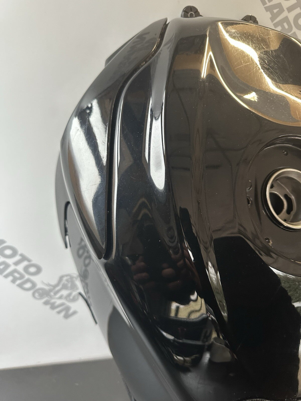 Suzuki GSXR600 GSXR750 Petrol fuel tank 2011 - 2016 GSXR 600 750 L1-L6 UK ONLY