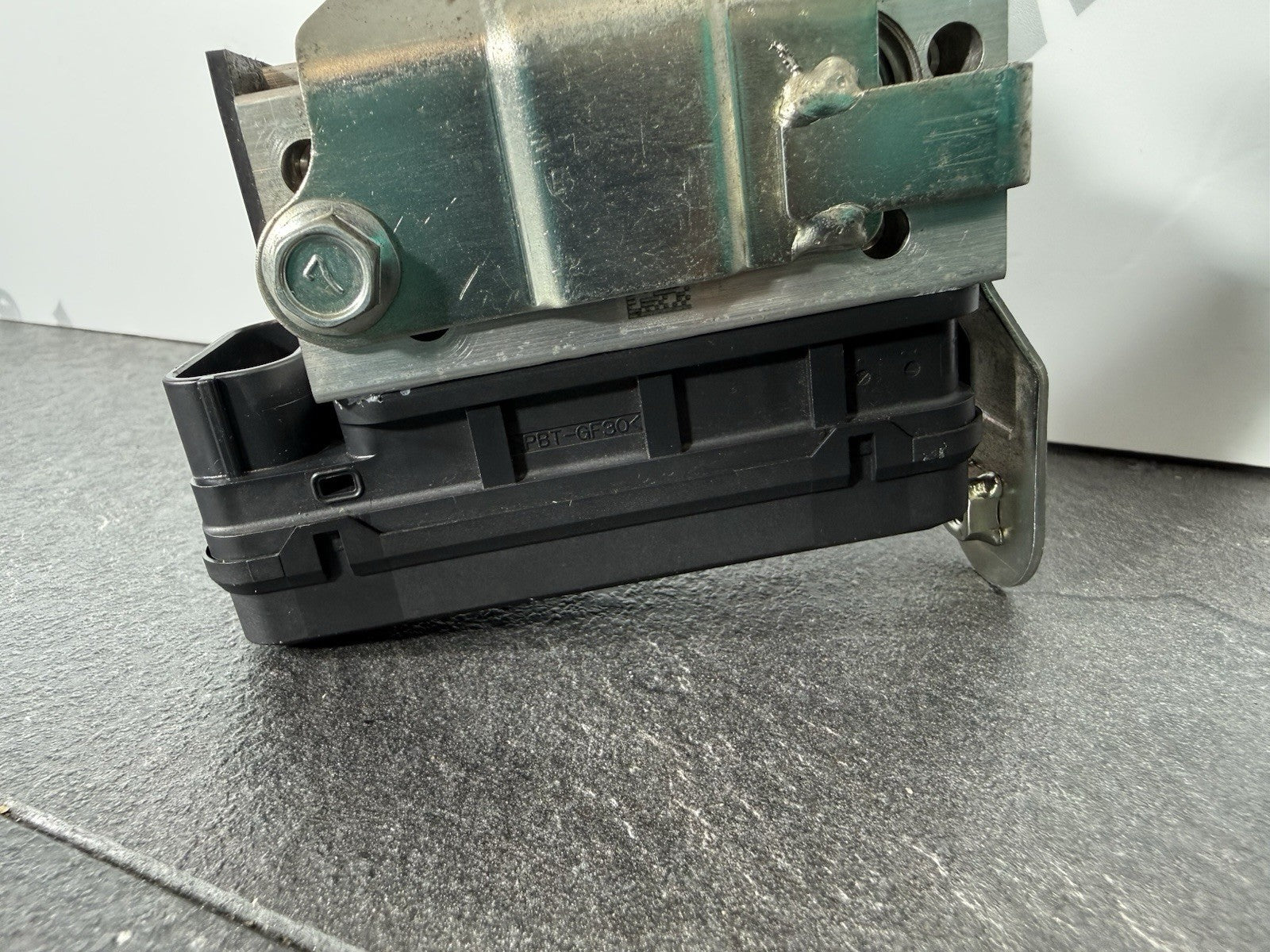d29781dd-44e8-455f-be32-5a85621a1920