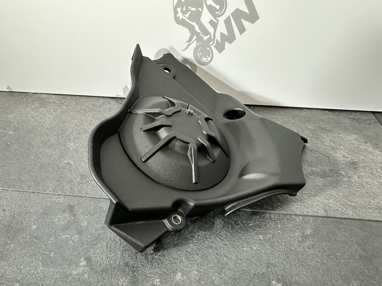 Aprilia Tuono V4 1100 Factory 2020 Front Sprocket Cover 6889 Miles OEM 2019