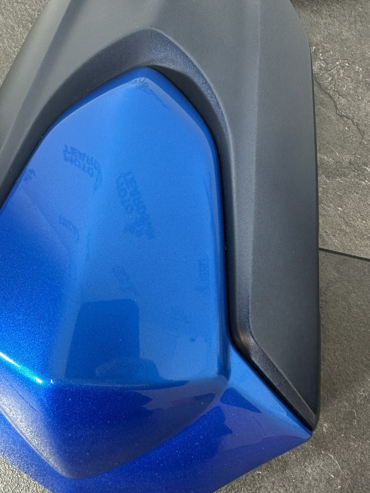 Suzuki GSXR 1000 2014 Pillion Seat Cowl Cover Fairing 22774 Miles 2009-2016 OEM
