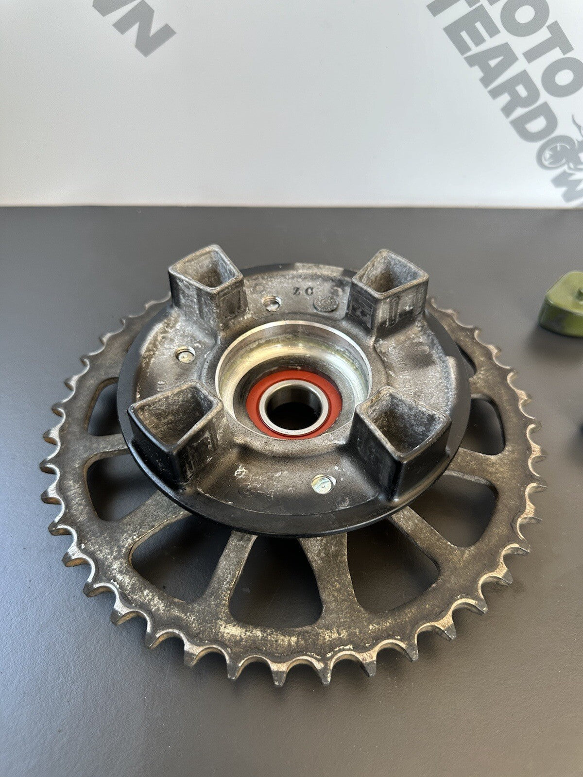 Kawasaki Z900 ZR900 Rear sprocket carrier & cush rubbers 2022 Z900 Rear Sprocket