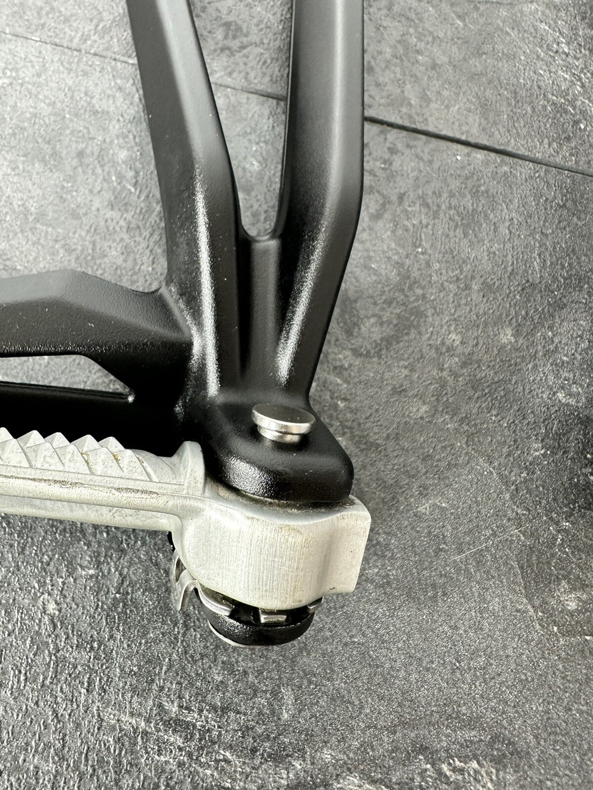 Triumph Street Triple 765 RS 2022 Pillion Footrests Footpegs 2751 Mile 2020 2021