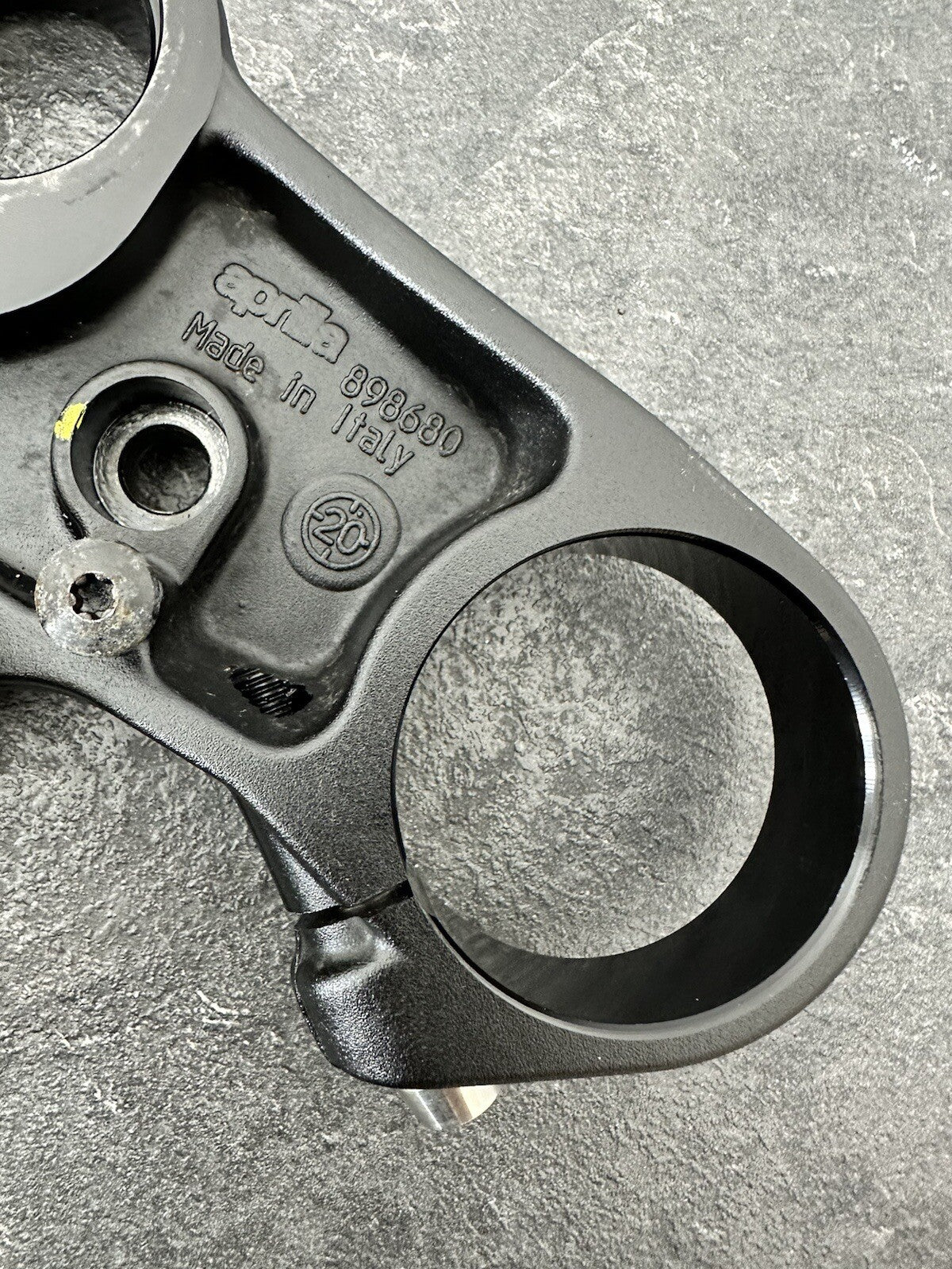 Aprilia Tuono V4 1100 Factory 2020 Top Yoke Upper Yoke Fork Clamp 6889m OEM 2019