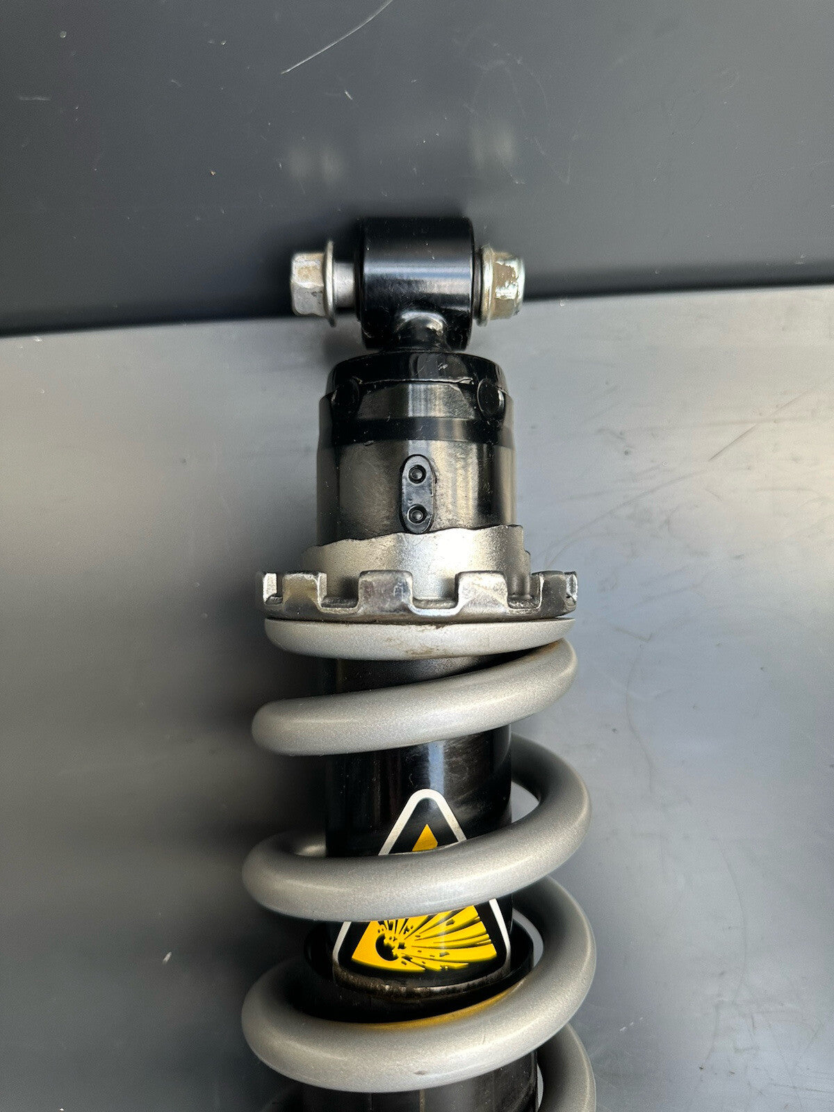 Yamaha Yzf R7 Yzf690 2022 - 2023 Rear Shock Absorber *UK ONLY* R7 Rear Shock