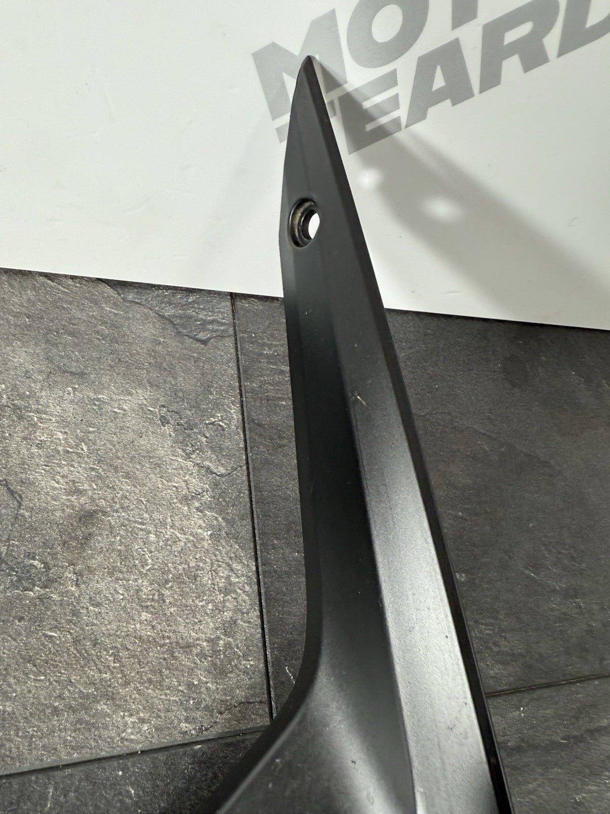 b8f575cf-d310-43b7-88a9-27b665f83fcd