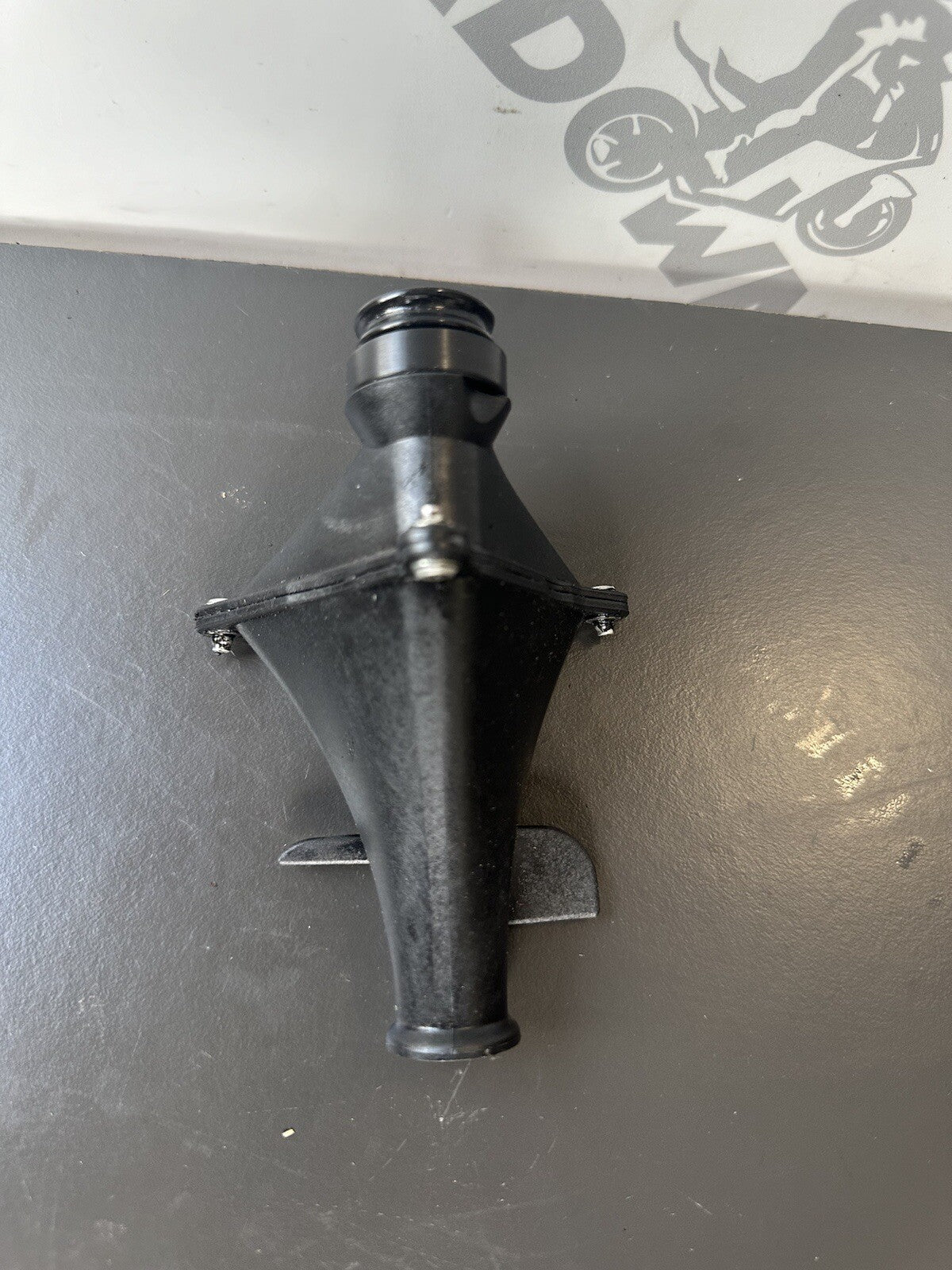 Triumph Speed Triple 1050 2011 2012 2013 2014 2015 Oil Pump Pick Up Pickup OEM