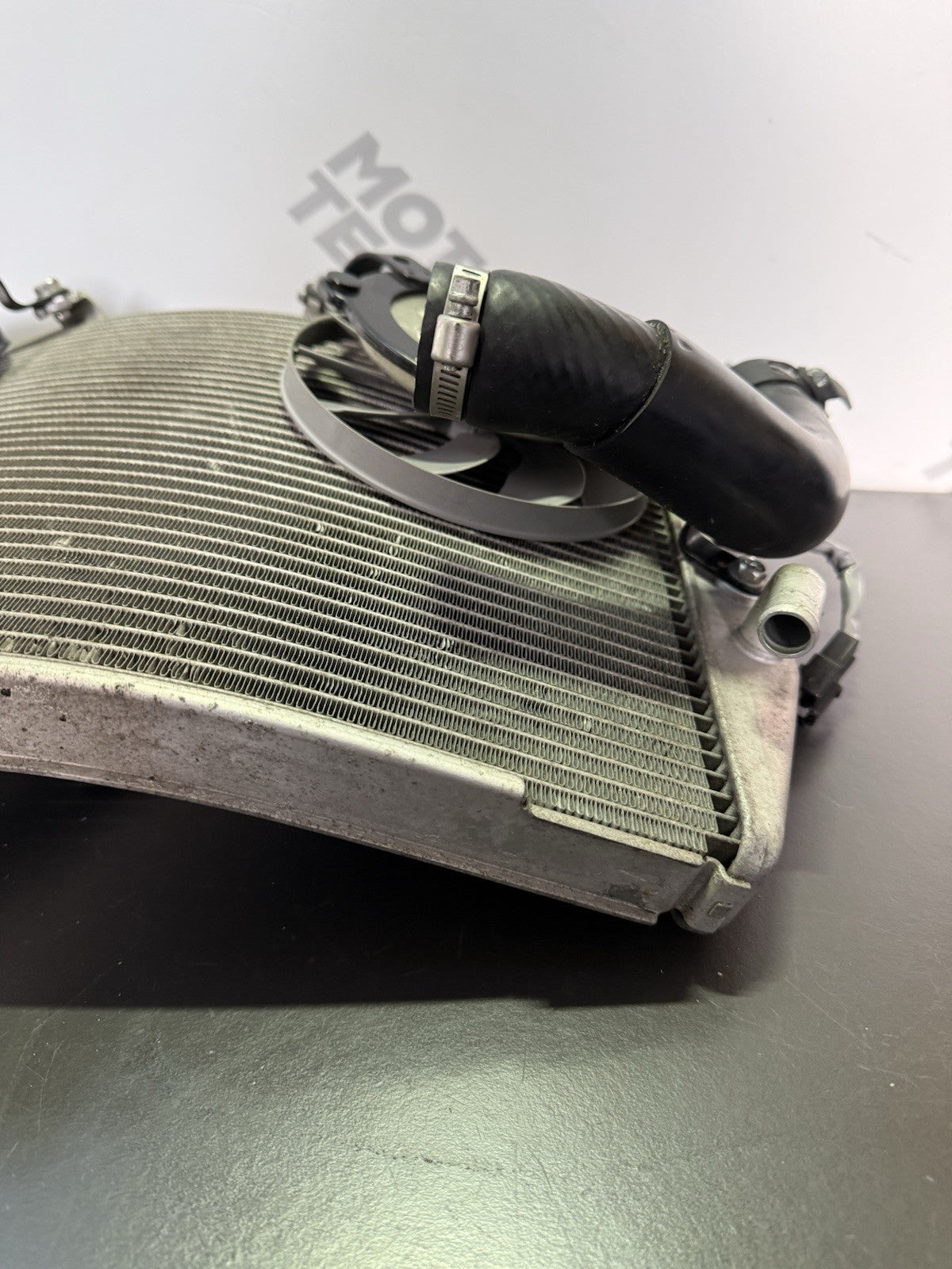 af805904-bd95-4332-a9d2-3c01efdd099a