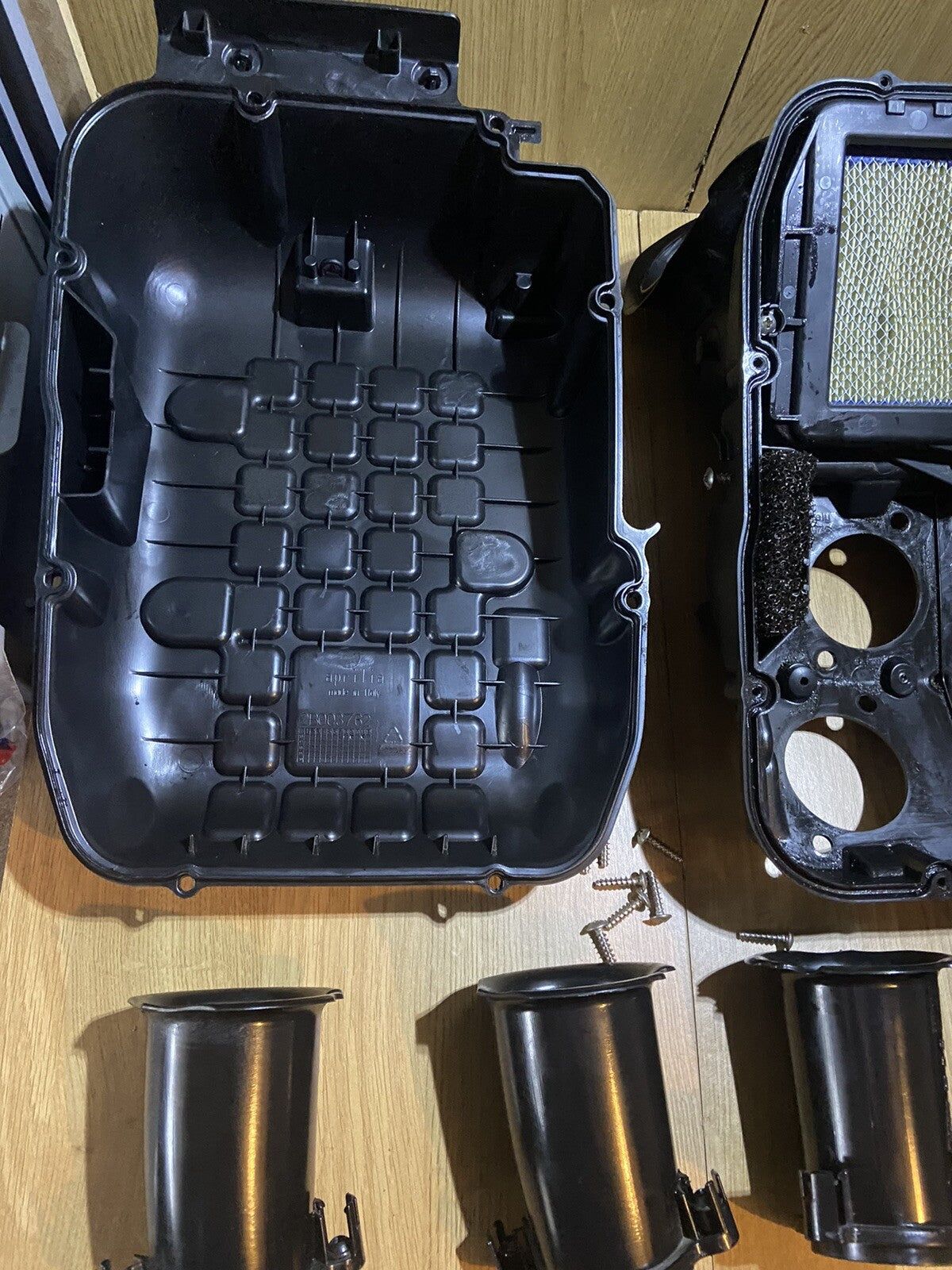 APRILIA TUONO V4 1100 FACTORY AIR BOX, Air Box 2017 OEM Tuono V4 Air Box OEM