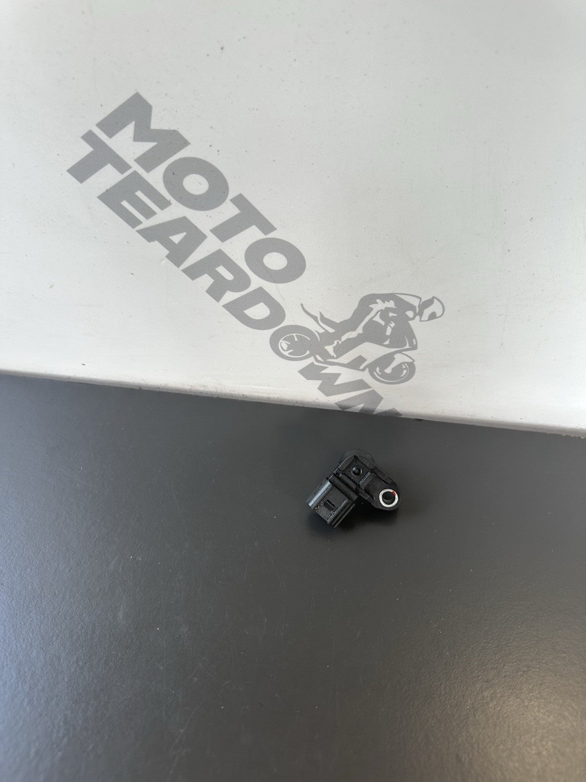 TRIUMPH Street Triple 765R 765RS Air Pressure Sensor 2017-2019 Air Box Sensor