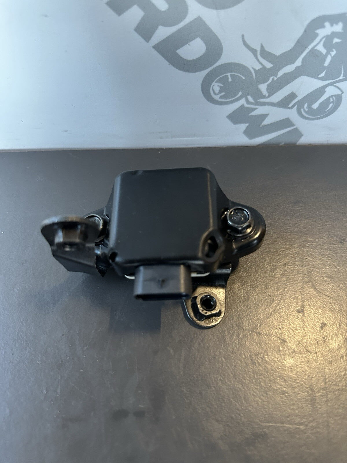 KTM 125 Duke 2024 tilt sensor 2024 - 2025 KTM 125 DUKE Bosch Sensor 0265011097