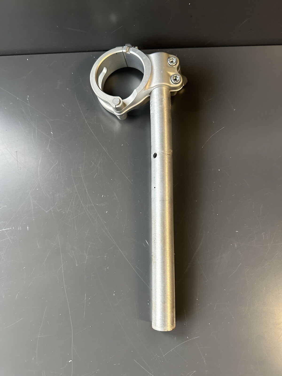 DUCATI PANIGALE 959 RIGHT RH HANDLEBAR CLIP ON BAR **SLIGHTLY BENT** 959 Clip On