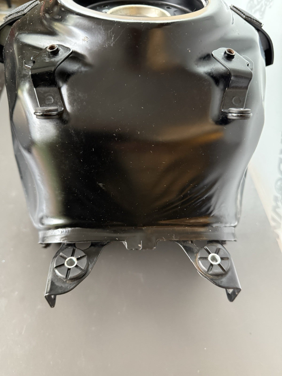 Suzuki GSXS 125 petrol Tank fuel tank 2017 - 2022 GSXS 125 Fuel Tank Petrol Tank