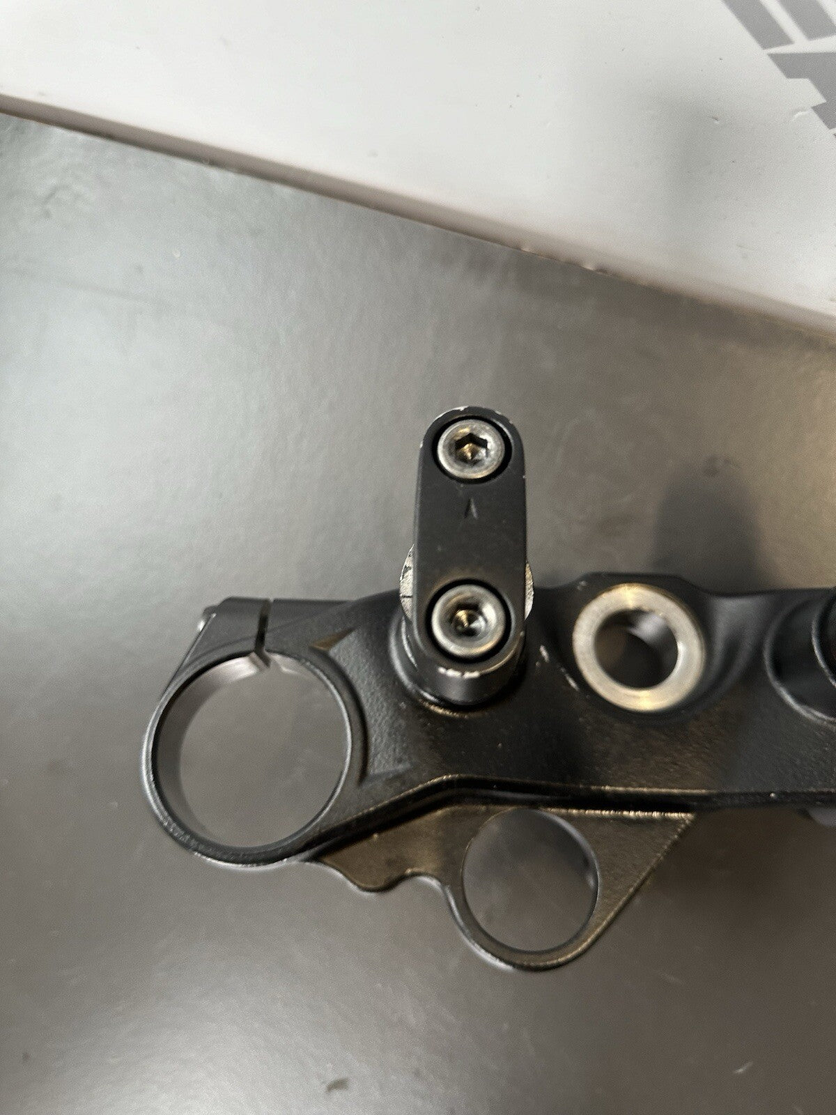Yamaha MT03 top yoke & handlebar risers 2020 - Yamaha MT-03 Top Yoke Top Clamp