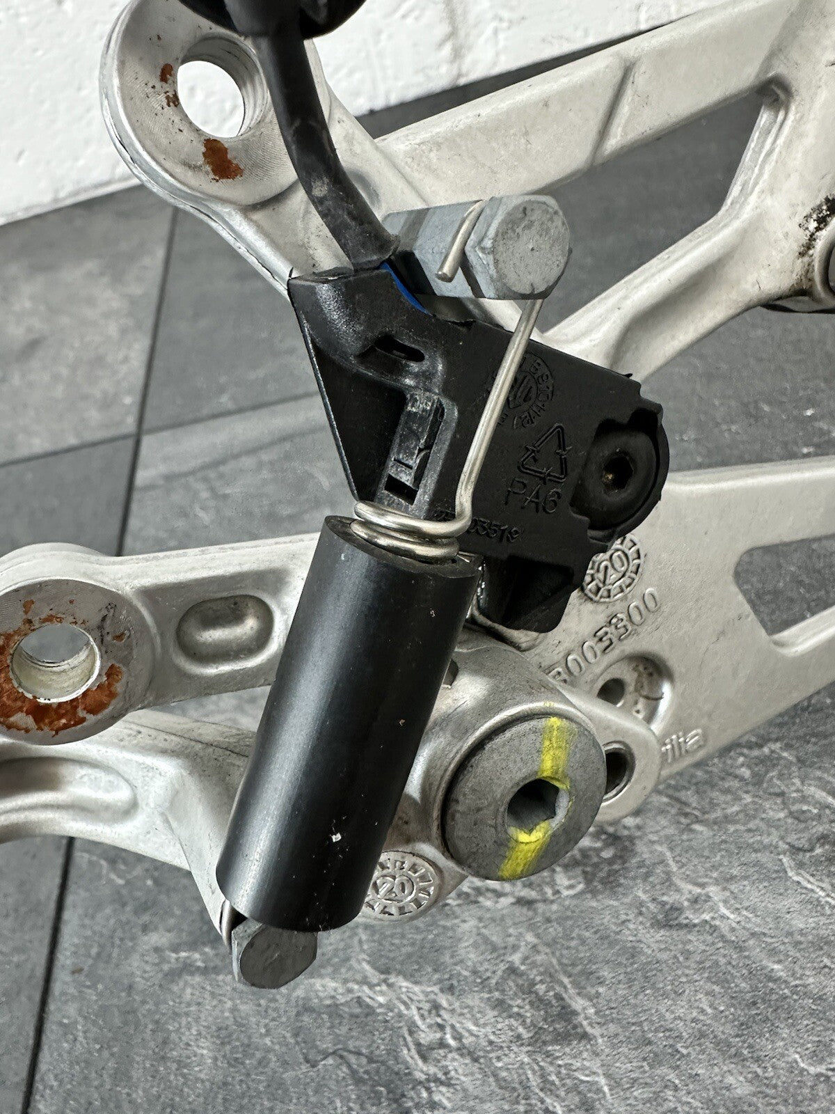 Aprilia Tuono V4 1100 Factory 2020 Right Rearset Footrest Brake 6889m OEM 2019