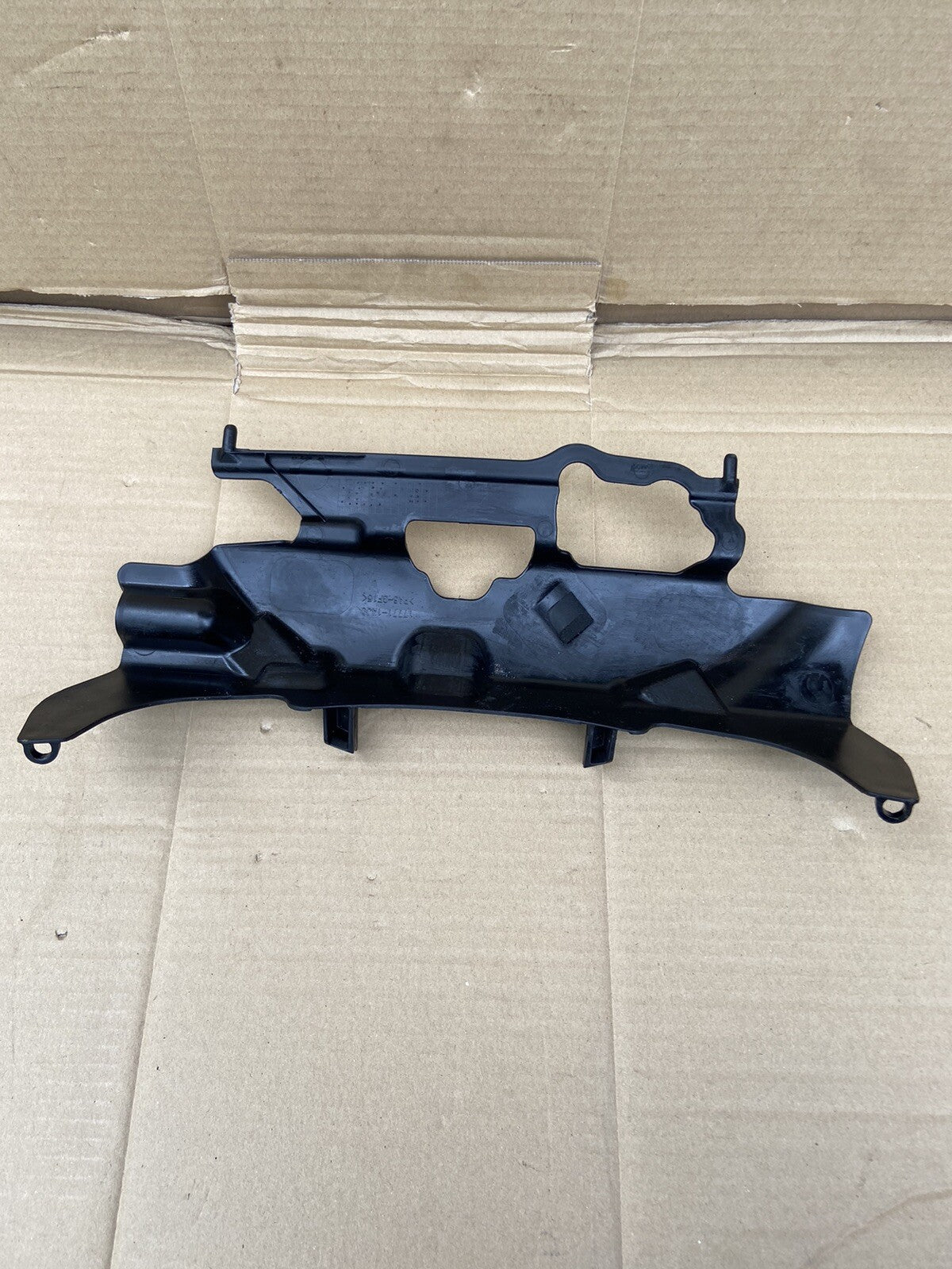 Suzuki GSXR 600 750 Front Fairing Cowl 17771-14JO 2011-2016 L1-L6 OEM