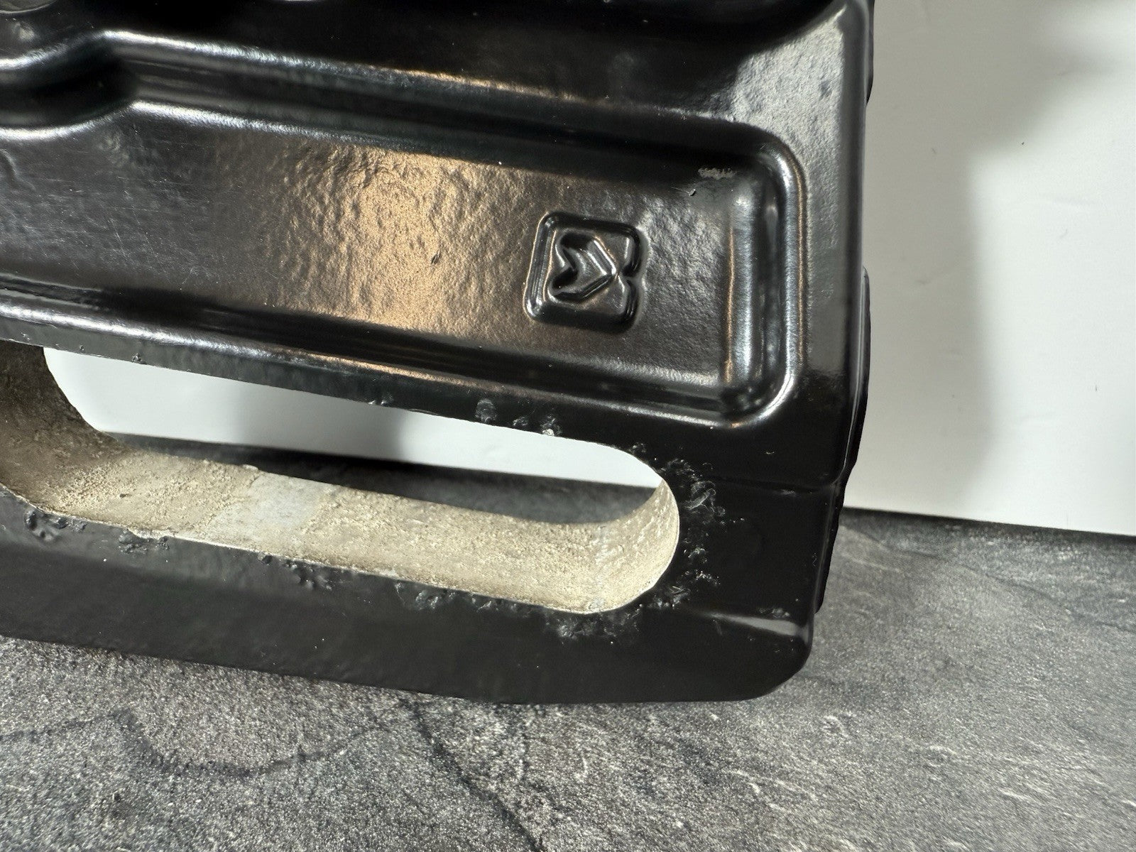 f0ca33b3-48af-40e8-8099-56155a202385