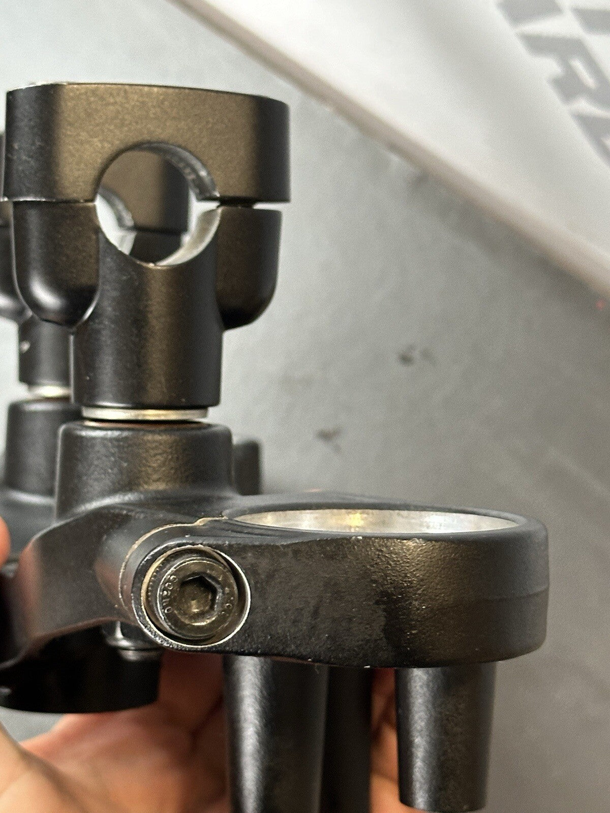 Yamaha MT03 top yoke & handlebar risers 2020 - Yamaha MT-03 Top Yoke Top Clamp