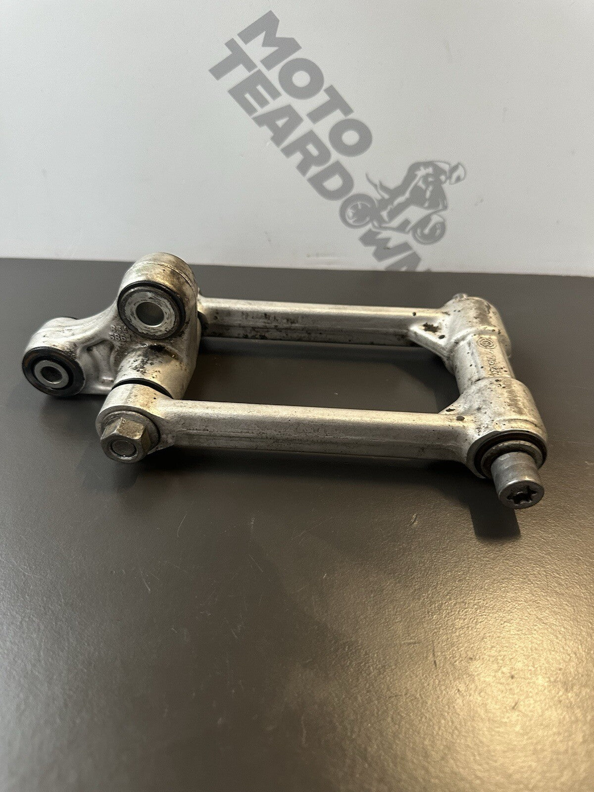 BMW S1000R REAR SHOCK LINKAGE BMW S 1000 R Rear Linkage 2014-2020 7716227 OEM