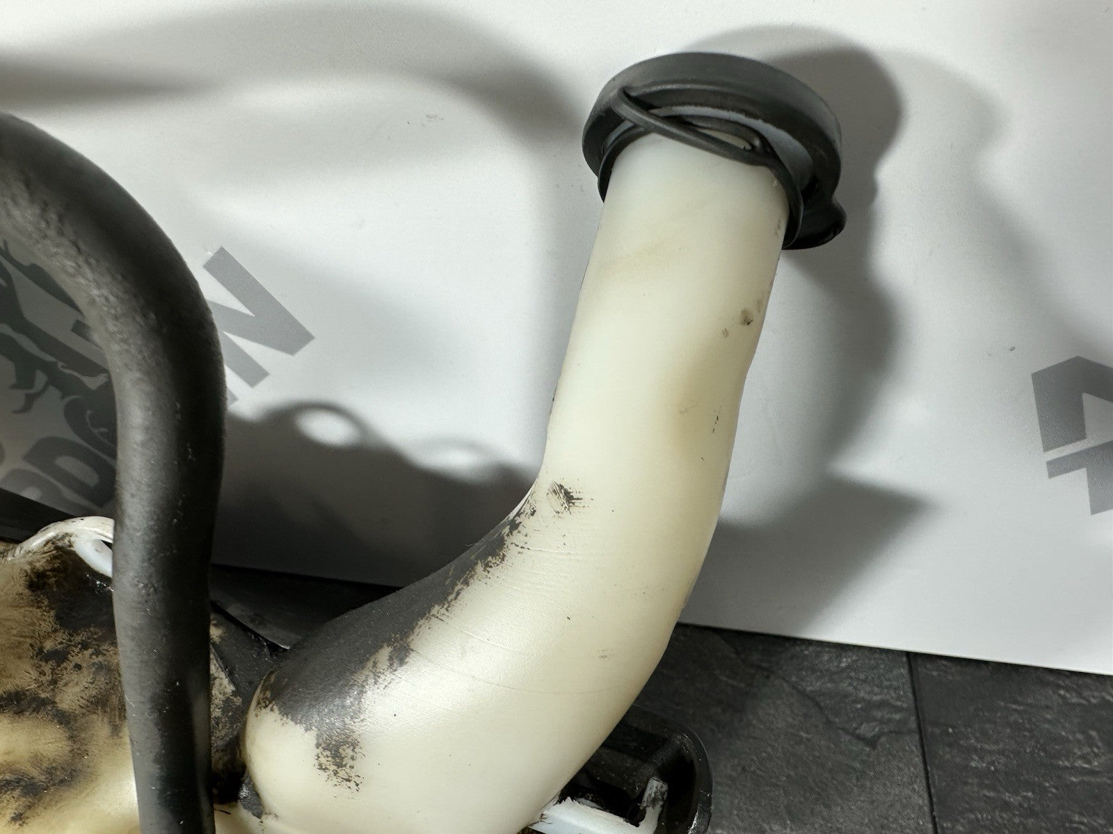 Triumph Street Triple 675 R 2015 Coolant Bottle Expansion Tank 2013-2016 16470m