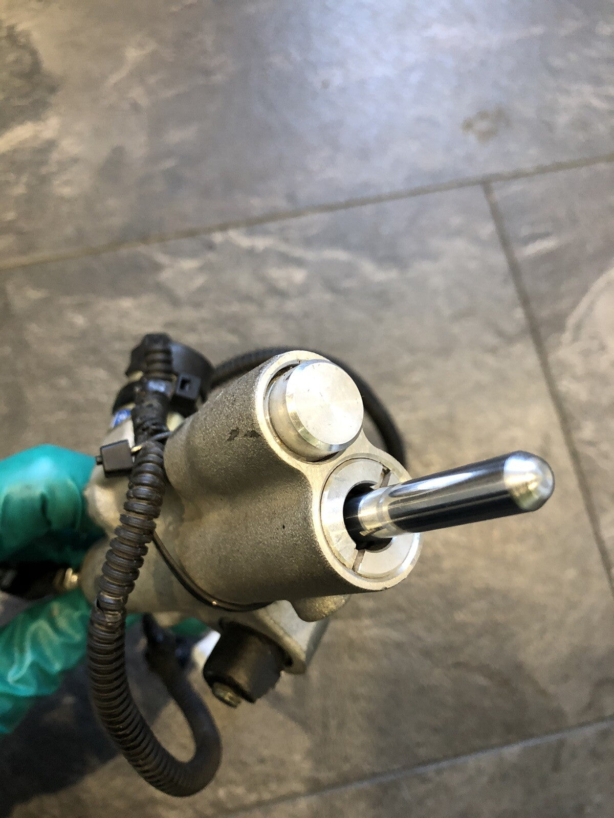 Yamaha MT10 SP 2018 Steering Damper SPARES REPAIRS Only 5800 Miles R1 2CR