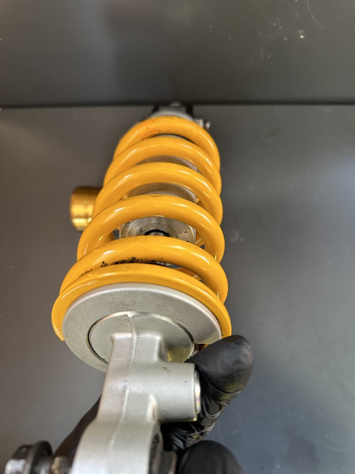 TRIUMPH STREET TRIPLE 765RS OHLINS REAR SHOCK 2017 - *UK ONLY* Ohlins Rear Shock
