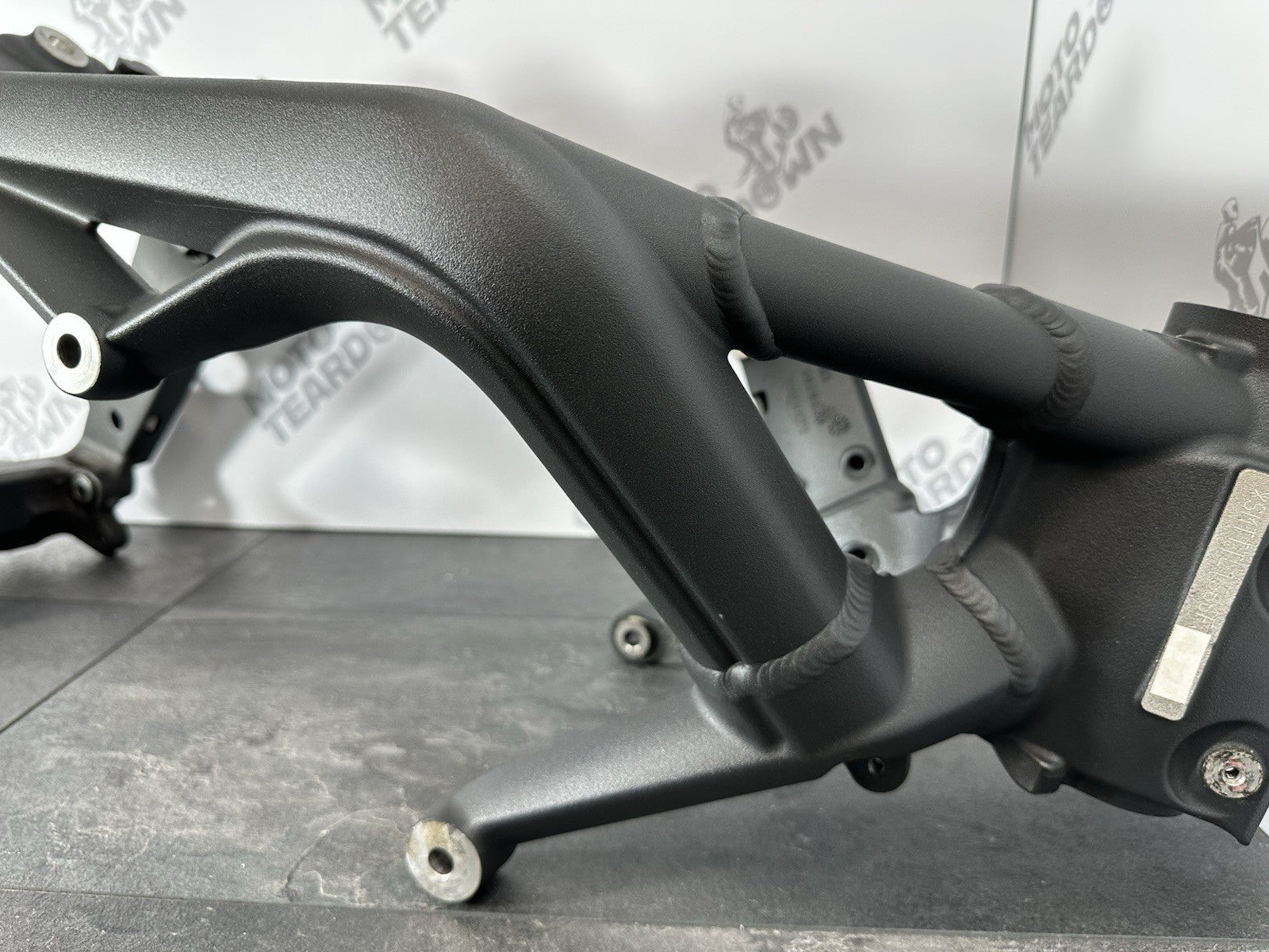 Triumph Street Triple 675 R 2015 Frame With V5 Main Frame 2013-2016 16470m CAT N