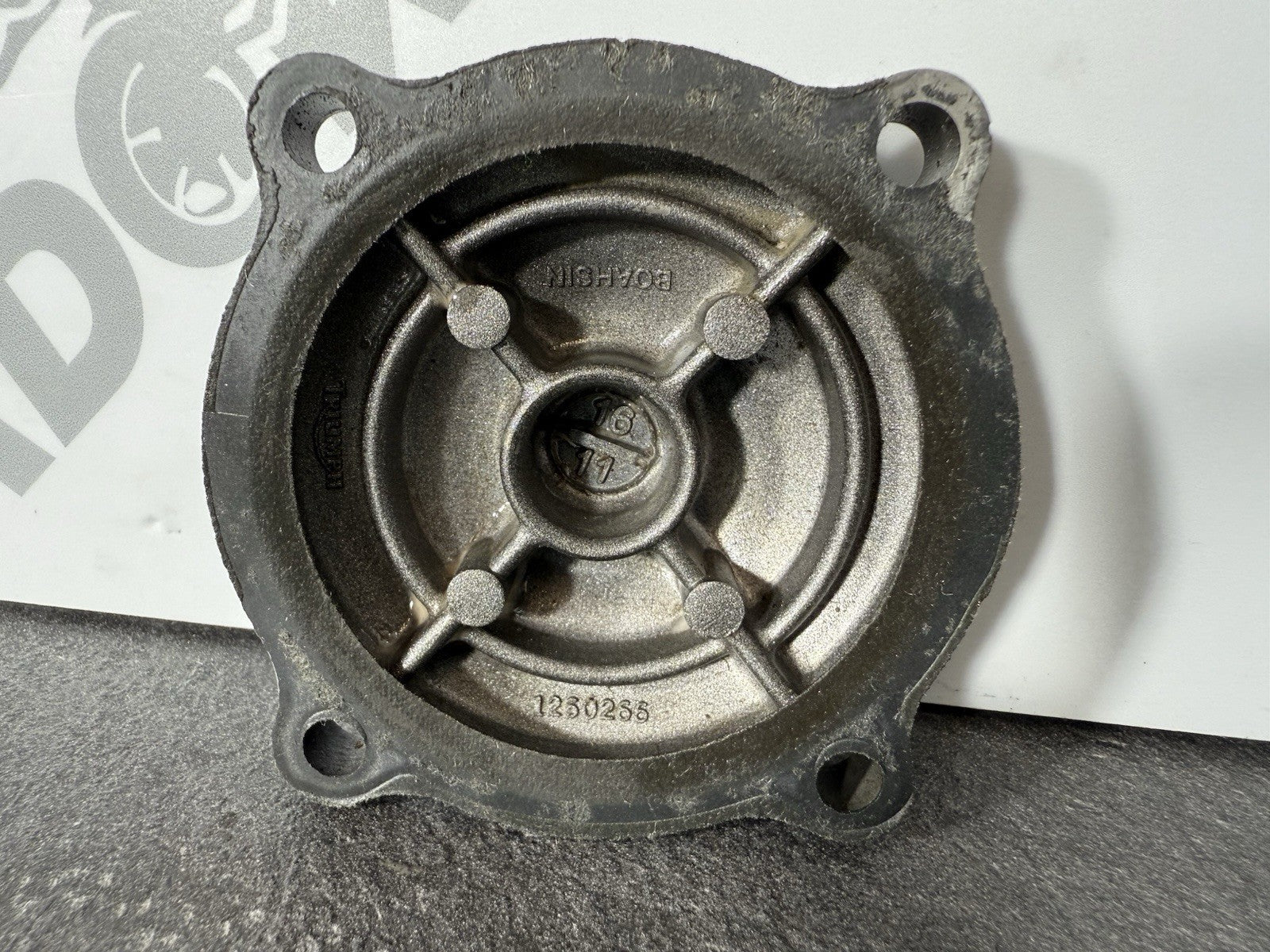 Triumph Street Triple 765 R 2017 Right Engine Balancer Cover 18498m 2018-2021